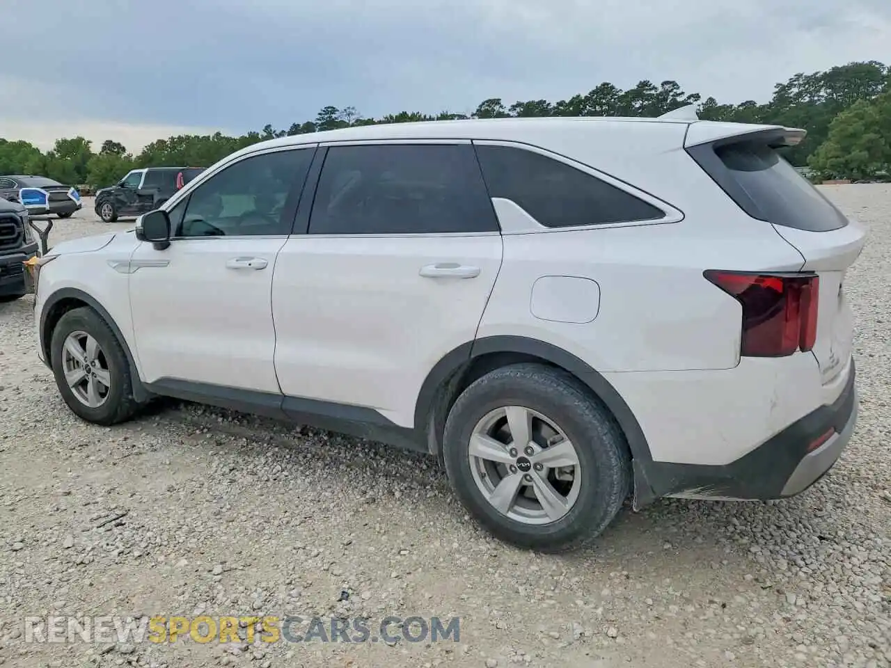 2 Photograph of a damaged car 5XYRG4JC6SG376900 KIA SORENTO 2025