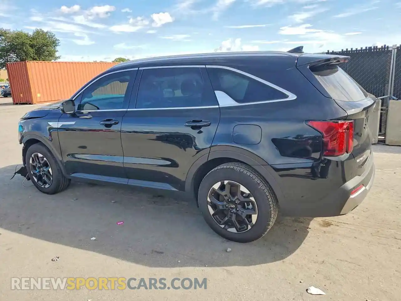 2 fotografías del automóvil dañado 5XYRL4JC1SG366013 KIA SORENTO 2025