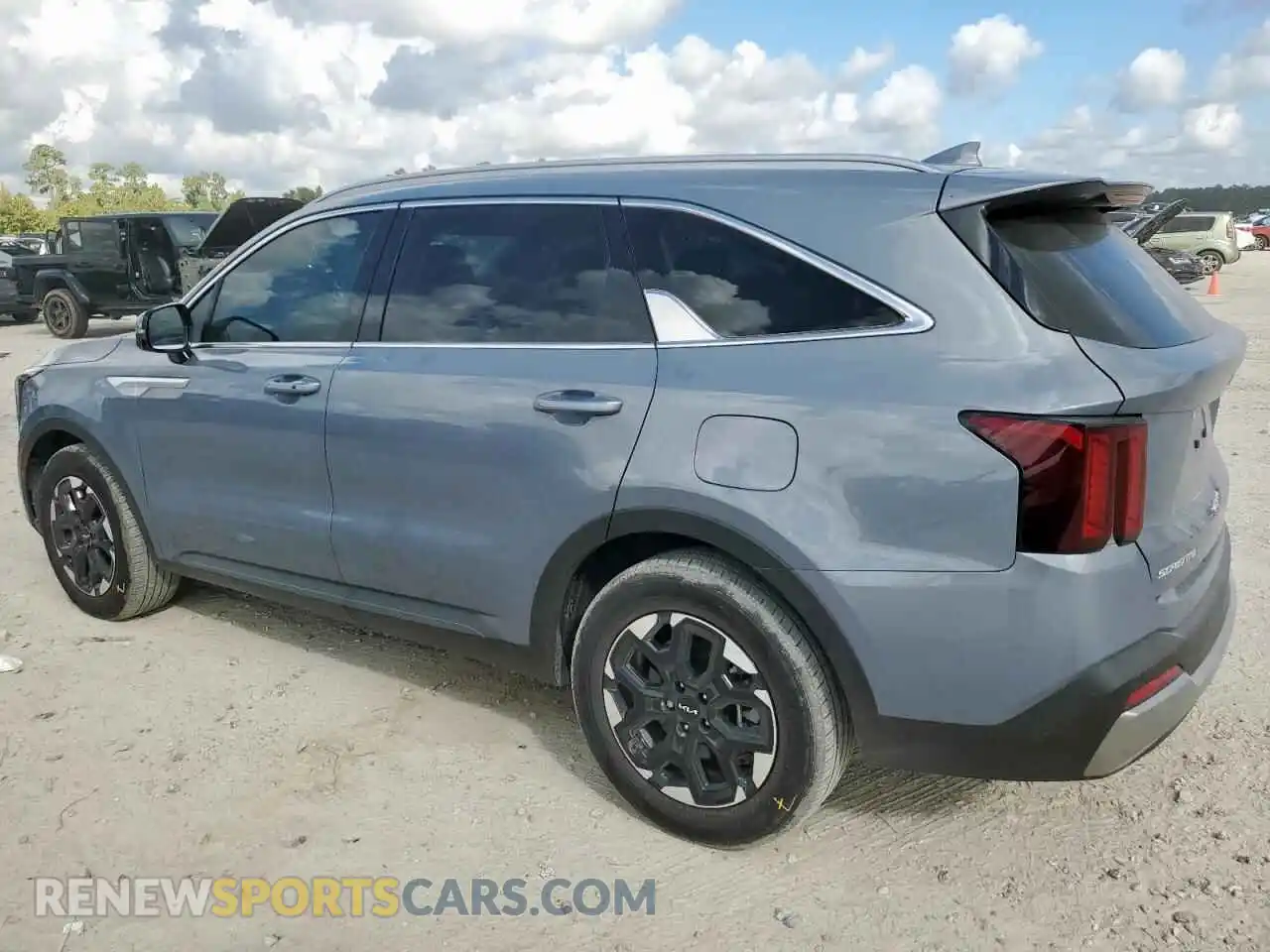 2 Фотография поврежденного автомобиля 5XYRL4JC3SG376705 KIA SORENTO 2025