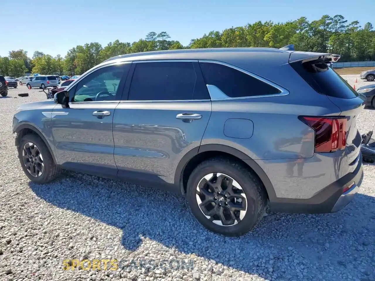 2 Photograph of a damaged car 5XYRL4JC4SG339288 KIA SORENTO 2025