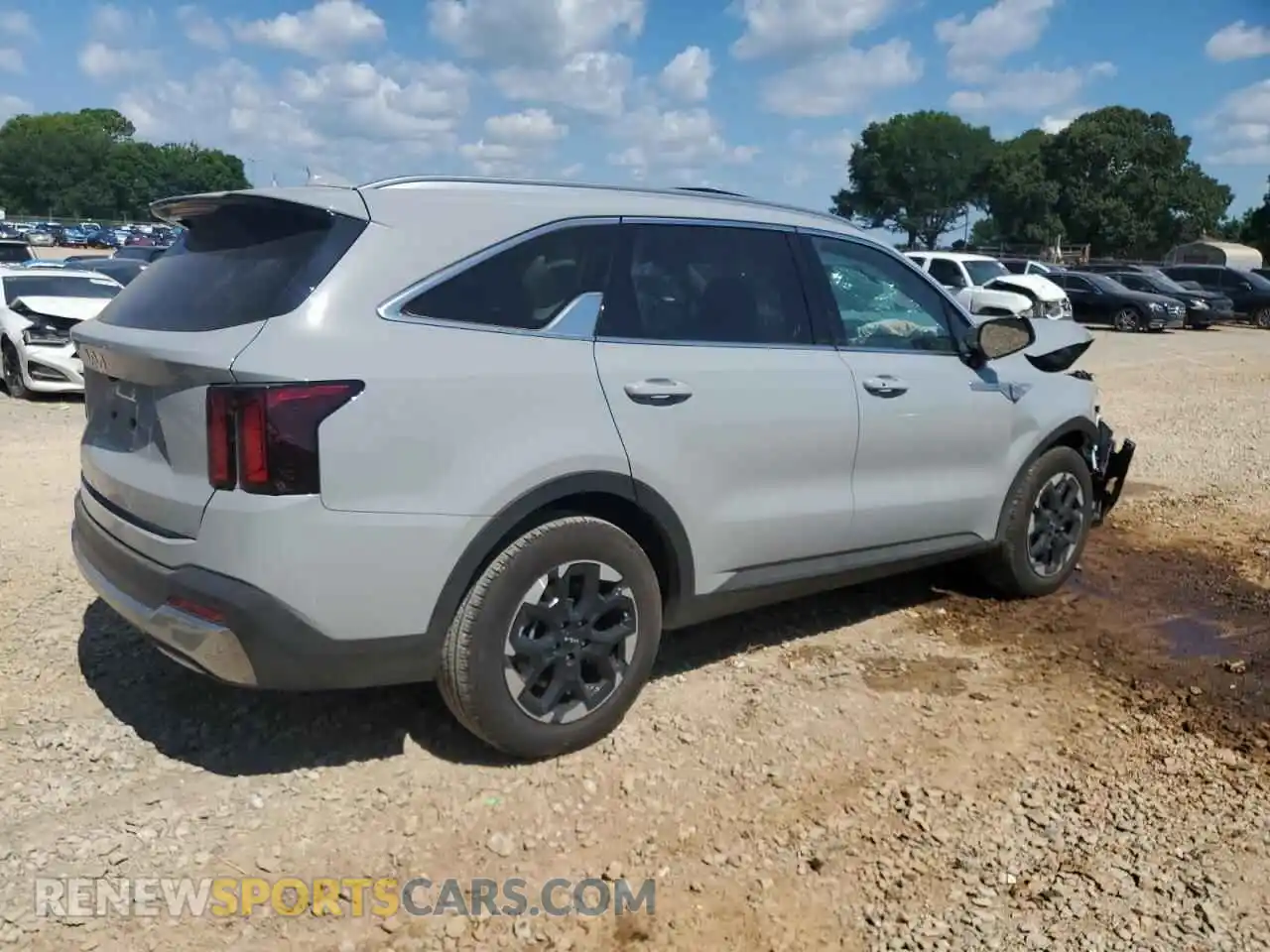 3 Photograph of a damaged car 5XYRL4JC5SG325903 KIA SORENTO 2025