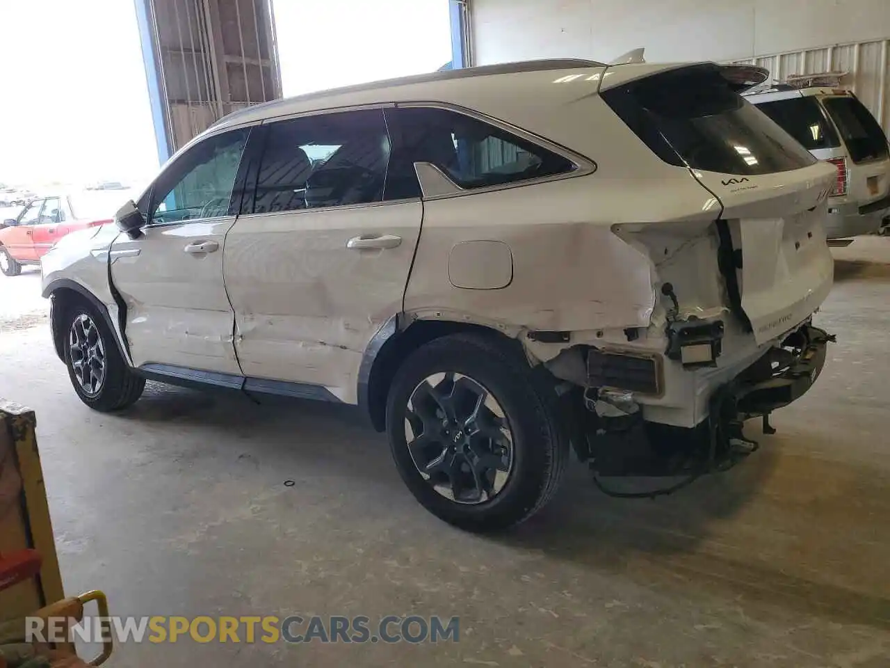 2 Photograph of a damaged car 5XYRL4JC7SG361978 KIA SORENTO 2025