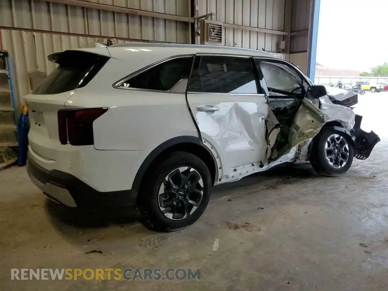 3 Фотография поврежденного автомобиля 5XYRL4JC8SG366106 KIA SORENTO 2025