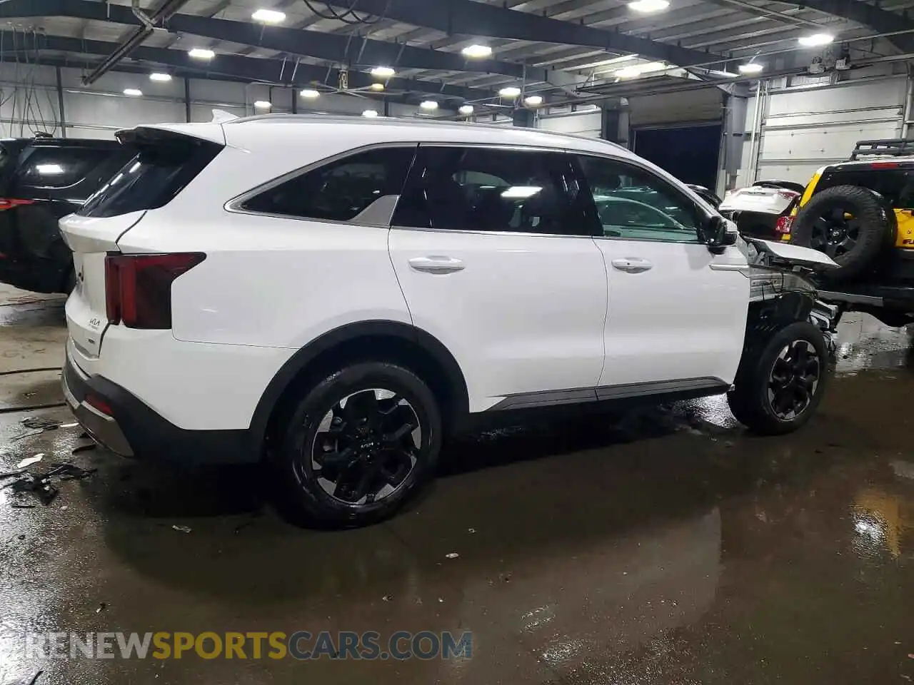 3 Photograph of a damaged car 5XYRLDJC3SG397022 KIA SORENTO 2025