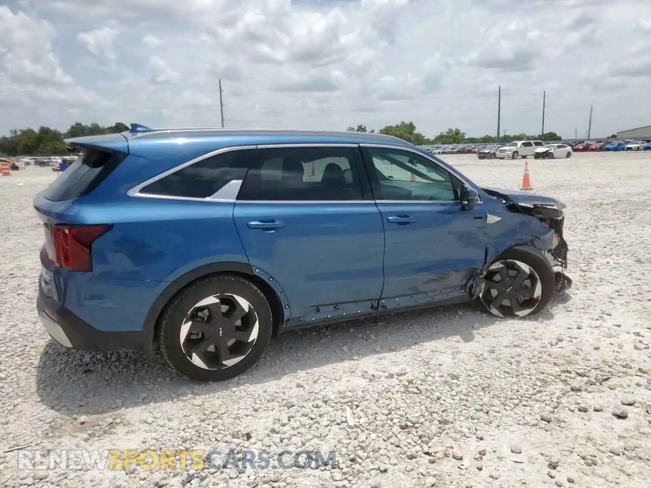 3 Photograph of a damaged car KNDRKDJG4S5351925 KIA SORENTO 2025