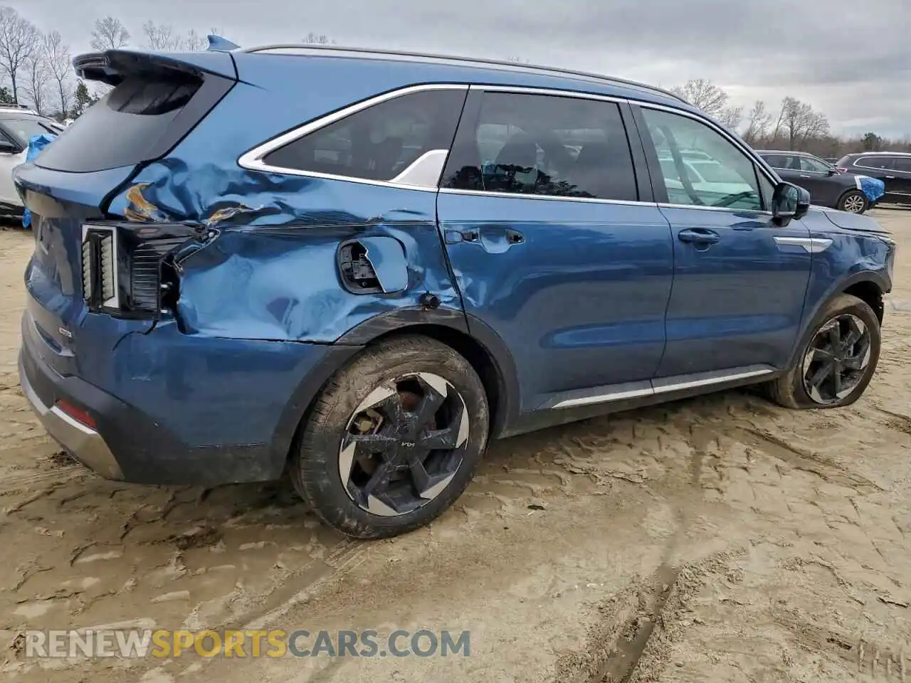 3 Photograph of a damaged car KNDRMDJH8S5299573 KIA SORENTO 2025