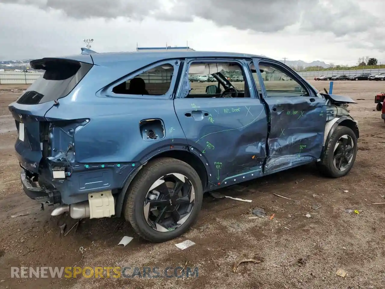 3 Photograph of a damaged car KNDRMDJHXS5316292 KIA SORENTO 2025