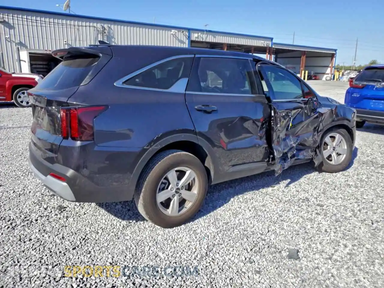 3 Photograph of a damaged car 5XYRG4JC1TG415247 KIA SORENTO 2026