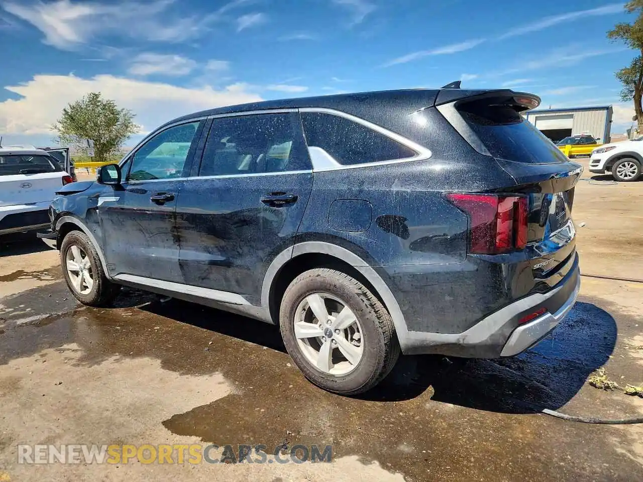 2 Photograph of a damaged car 5XYRG4JC2TG457281 KIA SORENTO 2026