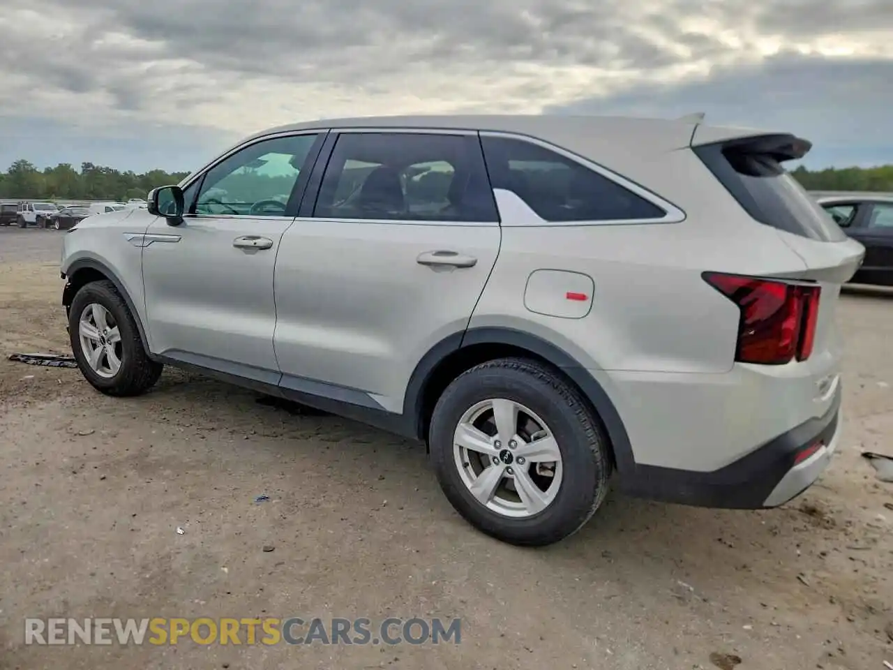 2 Photograph of a damaged car 5XYRG4JC3TG431322 KIA SORENTO 2026
