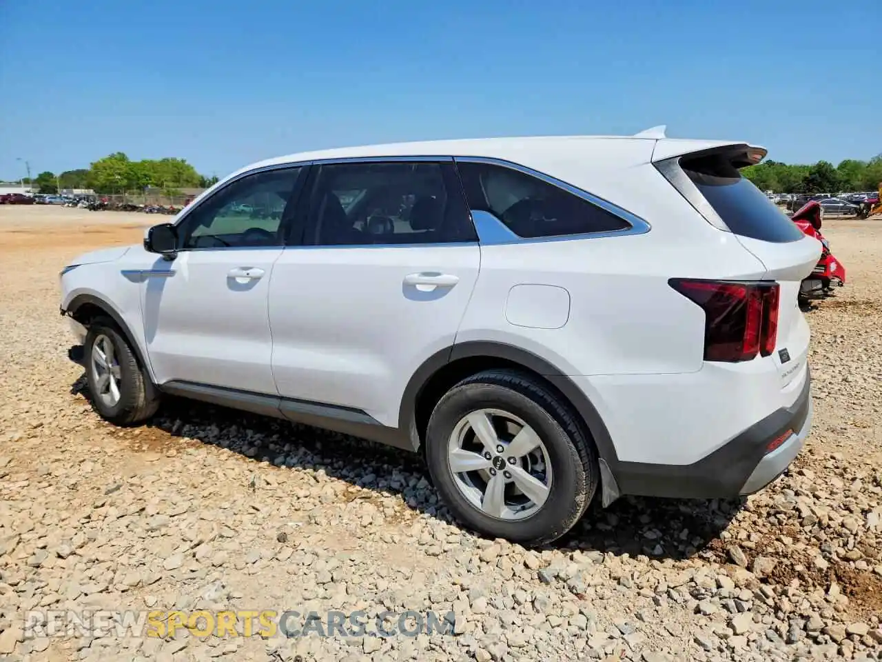2 Photograph of a damaged car 5XYRG4JC3TG442546 KIA SORENTO 2026