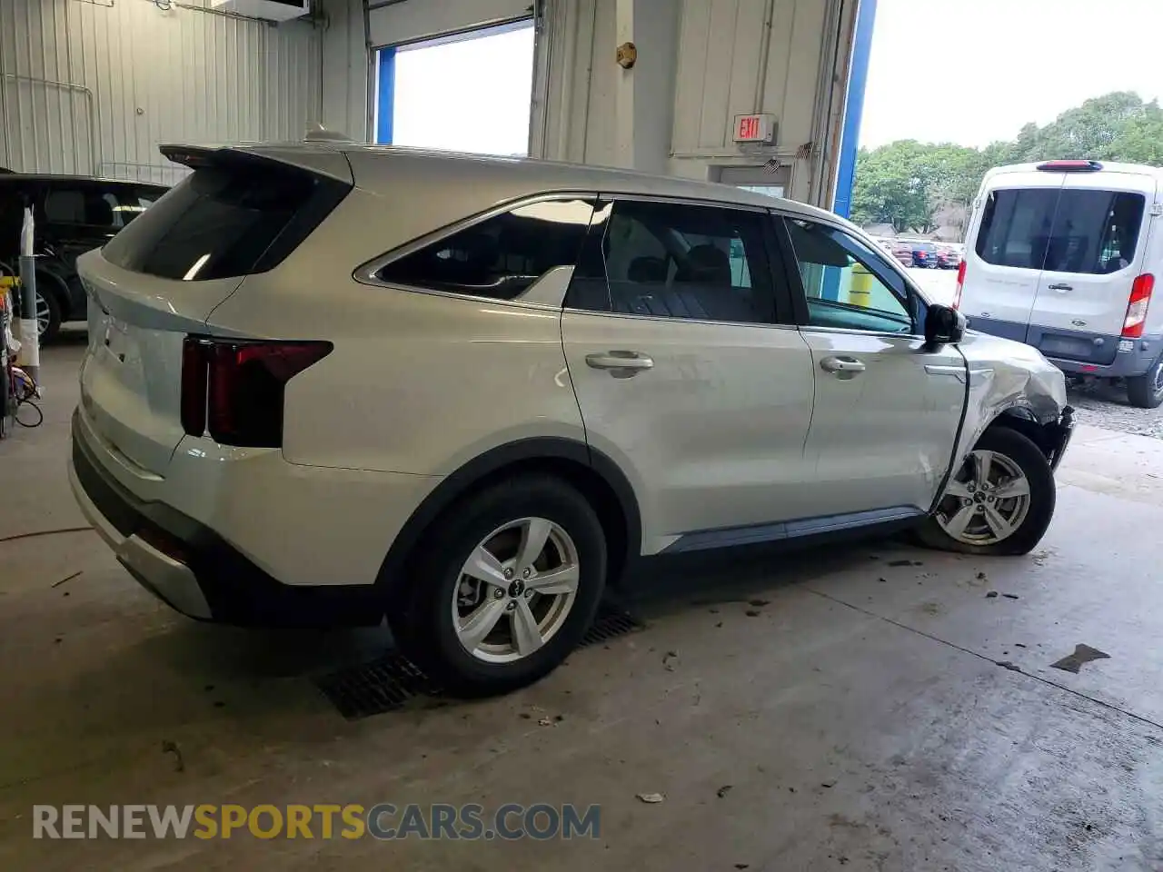 3 Photograph of a damaged car 5XYRG4JC8TG434085 KIA SORENTO 2026