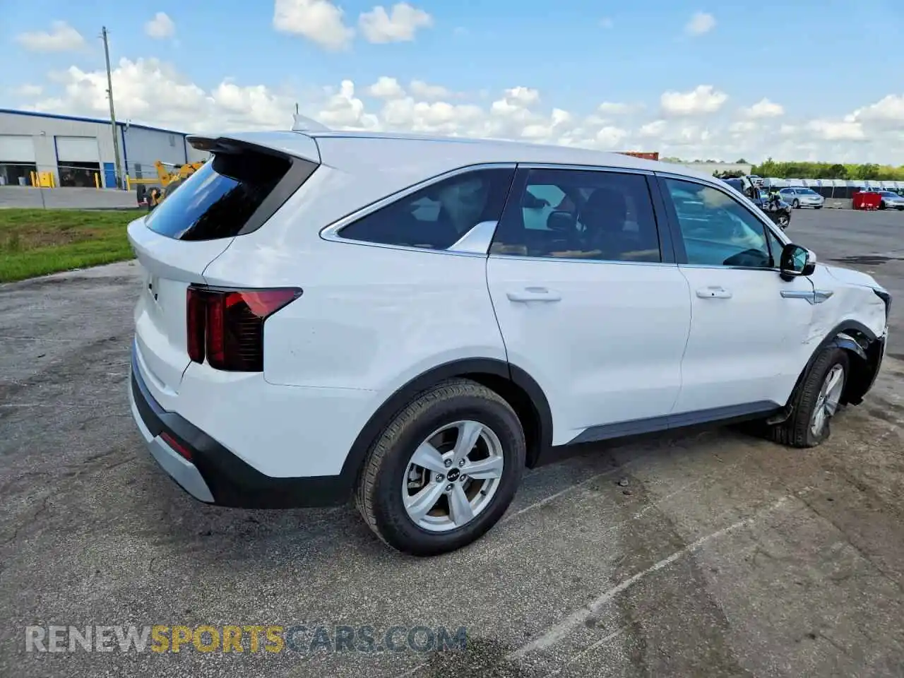 3 Photograph of a damaged car 5XYRG4JCXTG413545 KIA SORENTO 2026