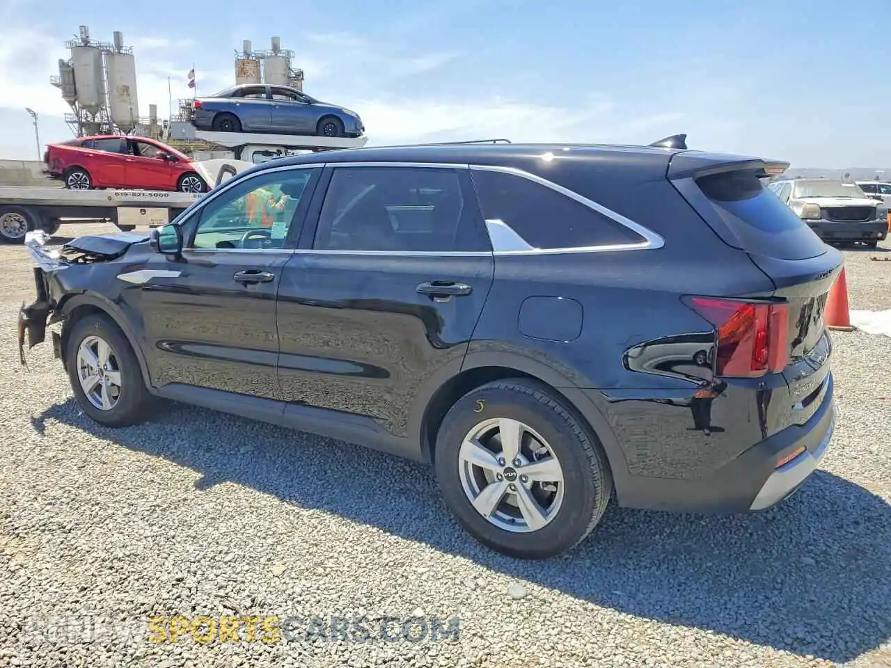 2 Фотография поврежденного автомобиля 5XYRG4JCXTG453379 KIA SORENTO 2026