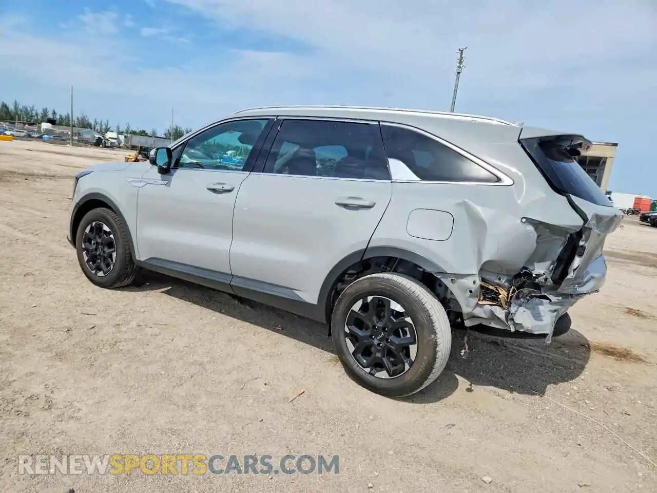 2 Photograph of a damaged car 5XYRL4JC0TG470204 KIA SORENTO 2026