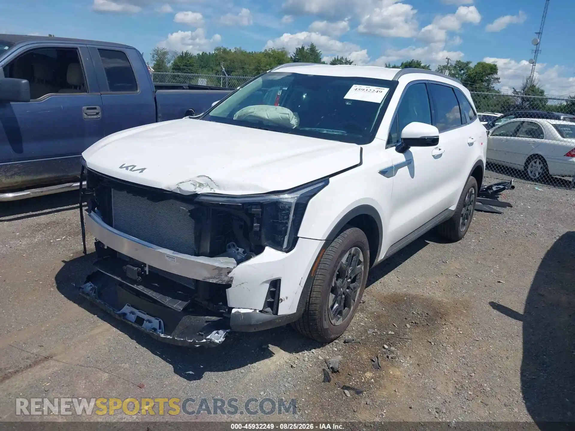 2 fotografías del automóvil dañado 5XYRLDJC4TG442552 KIA SORENTO 2026