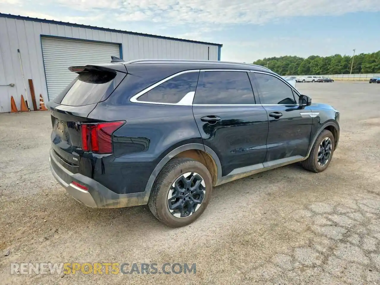 3 Photograph of a damaged car 5XYRLDJCXTG432320 KIA SORENTO 2026