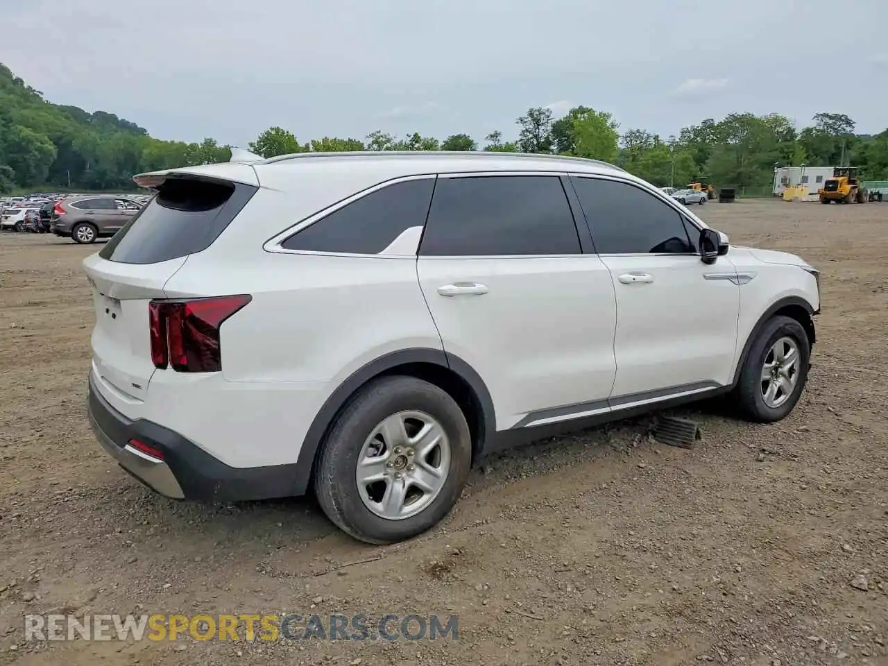 3 Photograph of a damaged car KNDRHDJG2T5488068 KIA SORENTO 2026