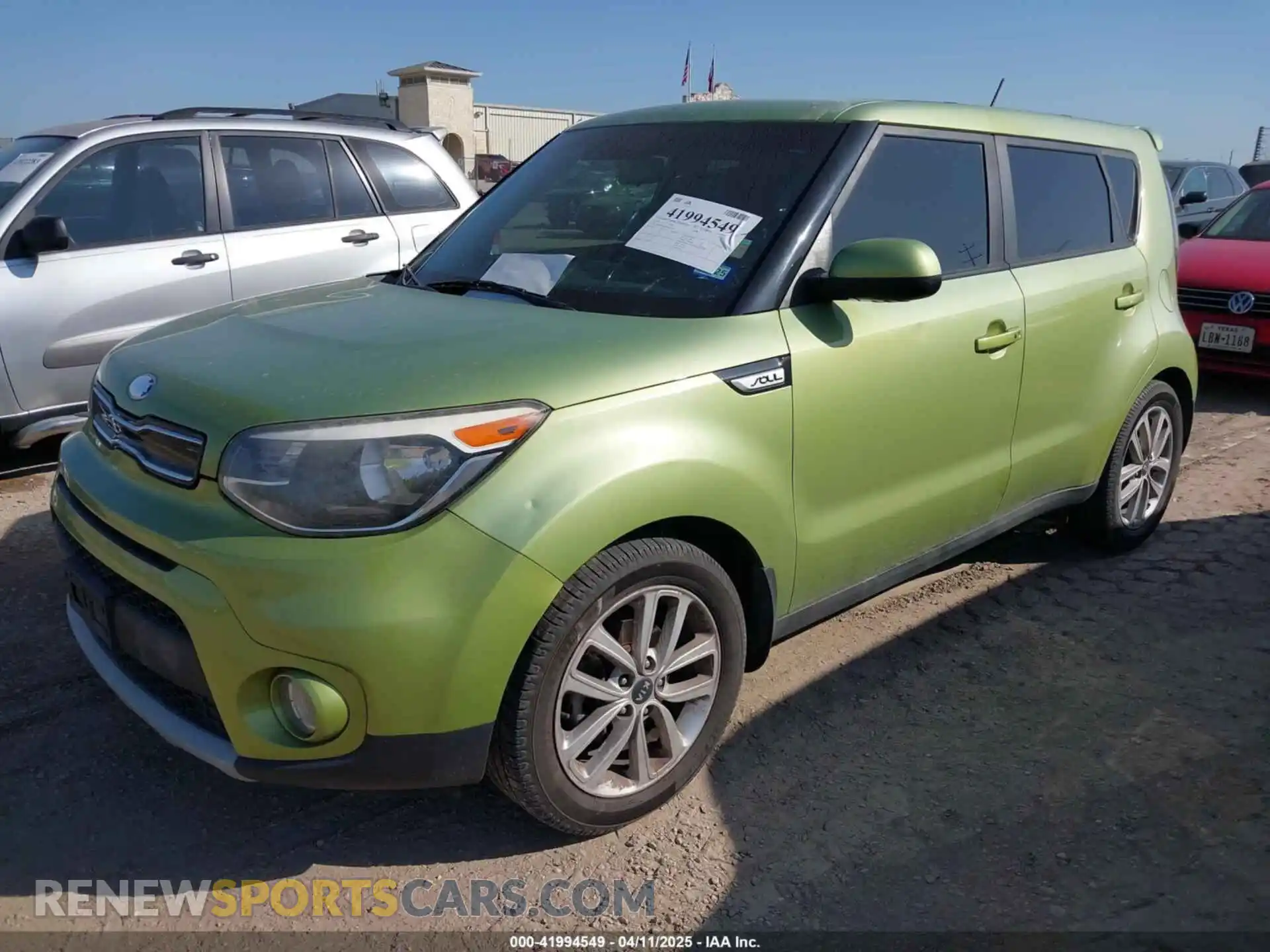 2 Photograph of a damaged car KNDJP3A56K7911035 KIA SOUL 2019