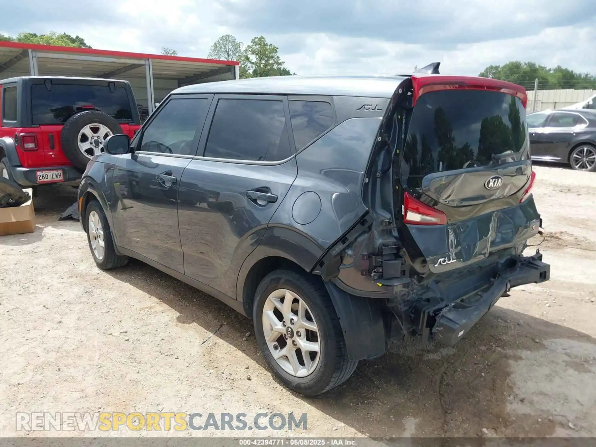 3 Photograph of a damaged car KNDJ23AU8L7727898 KIA SOUL 2020