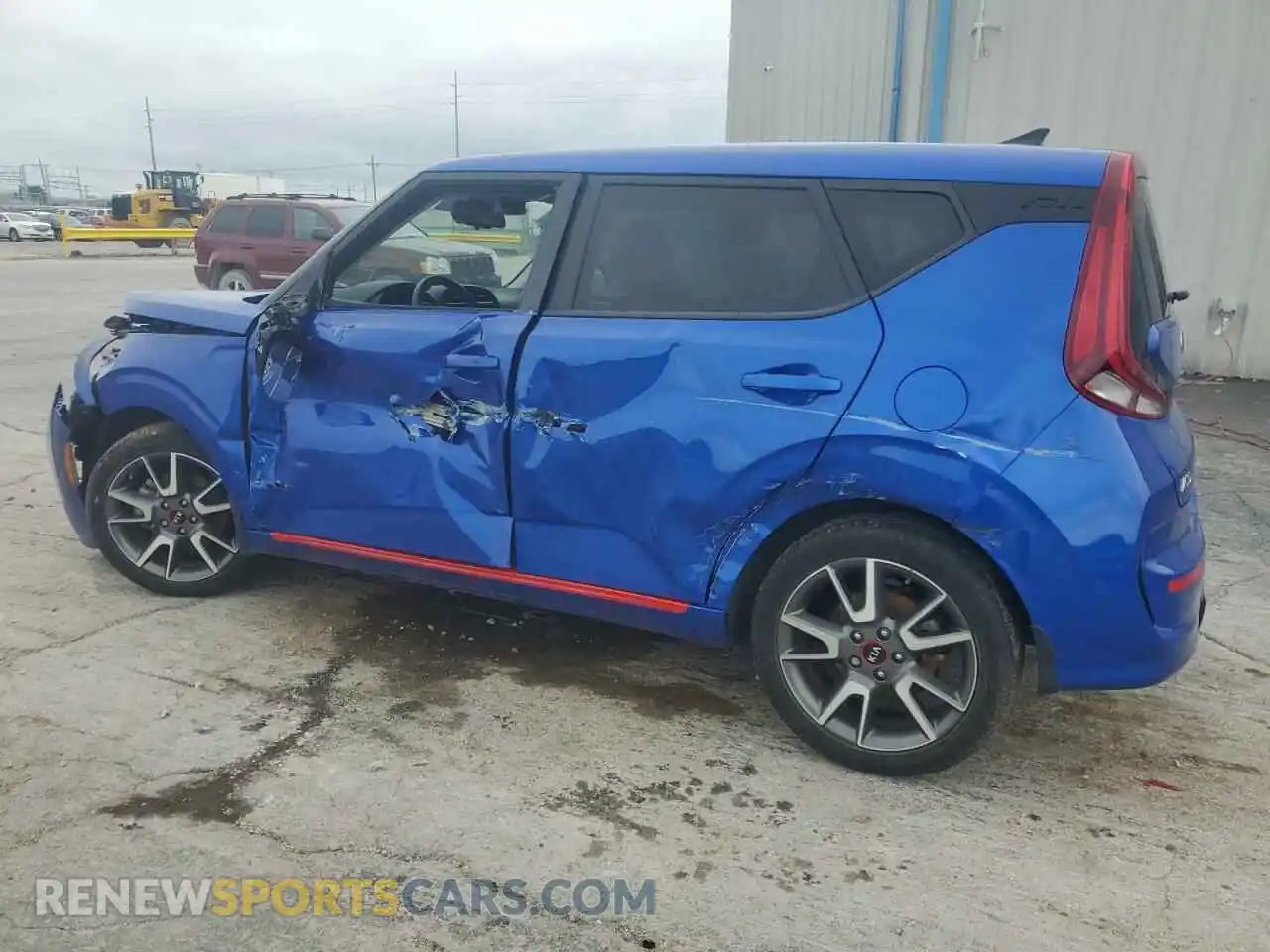 2 fotografías del automóvil dañado KNDJ53AF6L7103817 KIA SOUL 2020