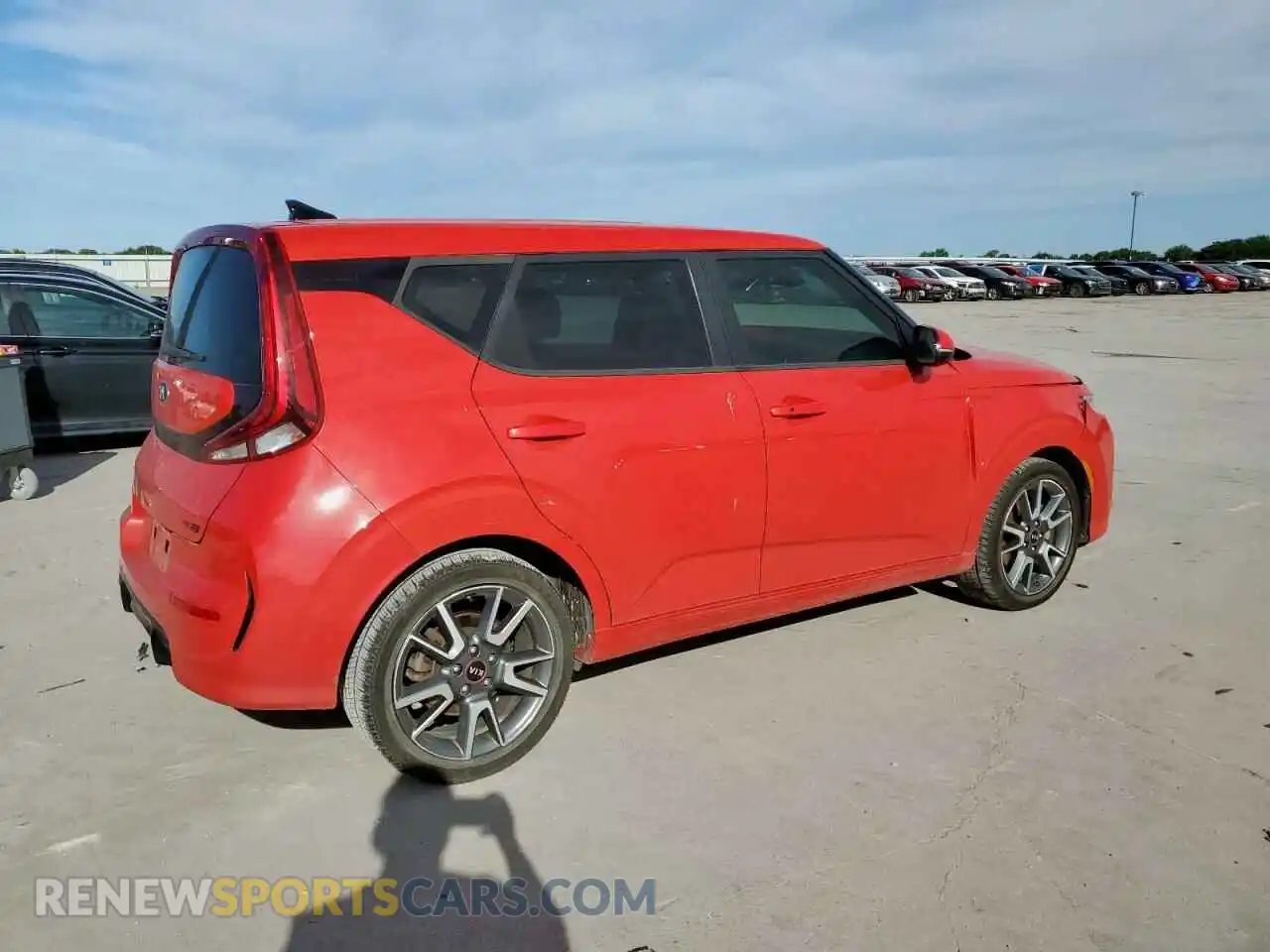 3 Photograph of a damaged car KNDJ53AF8L7048352 KIA SOUL 2020