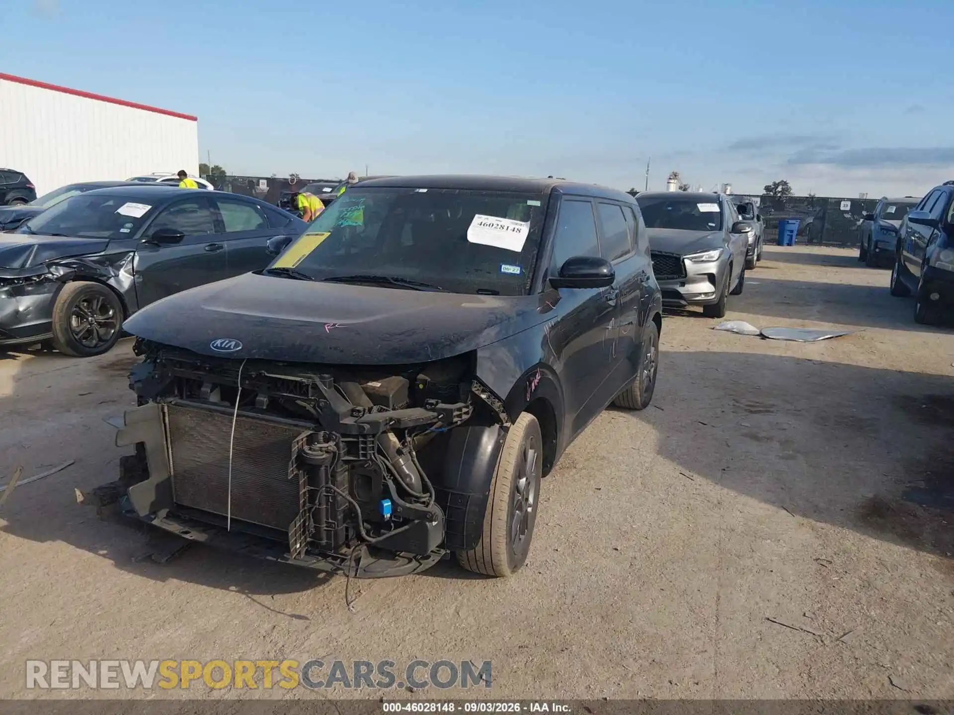 2 fotografías del automóvil dañado KNDJ33AU6M7127024 KIA SOUL 2021