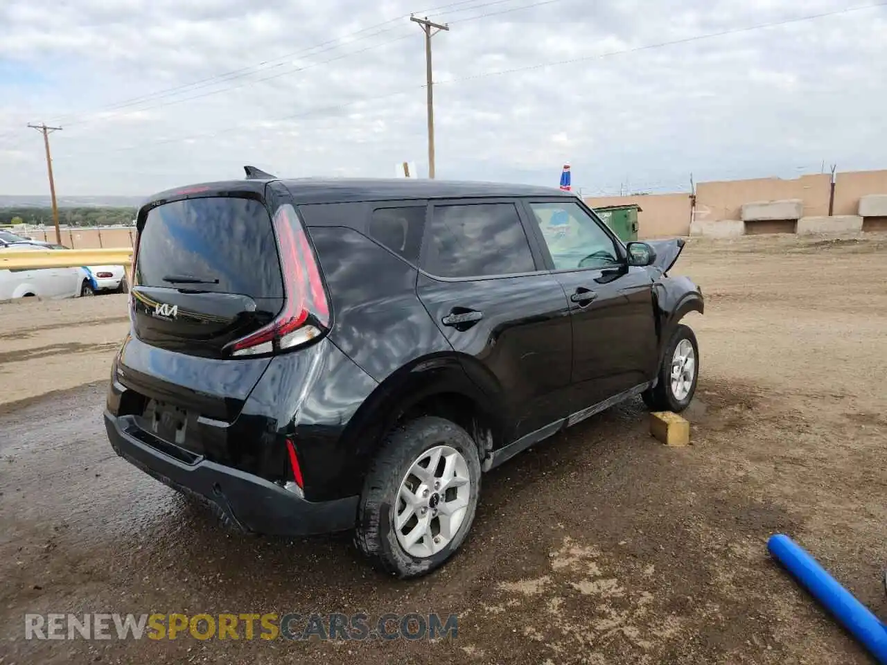 3 Photograph of a damaged car KNDJ23AU2P7893789 KIA SOUL 2023
