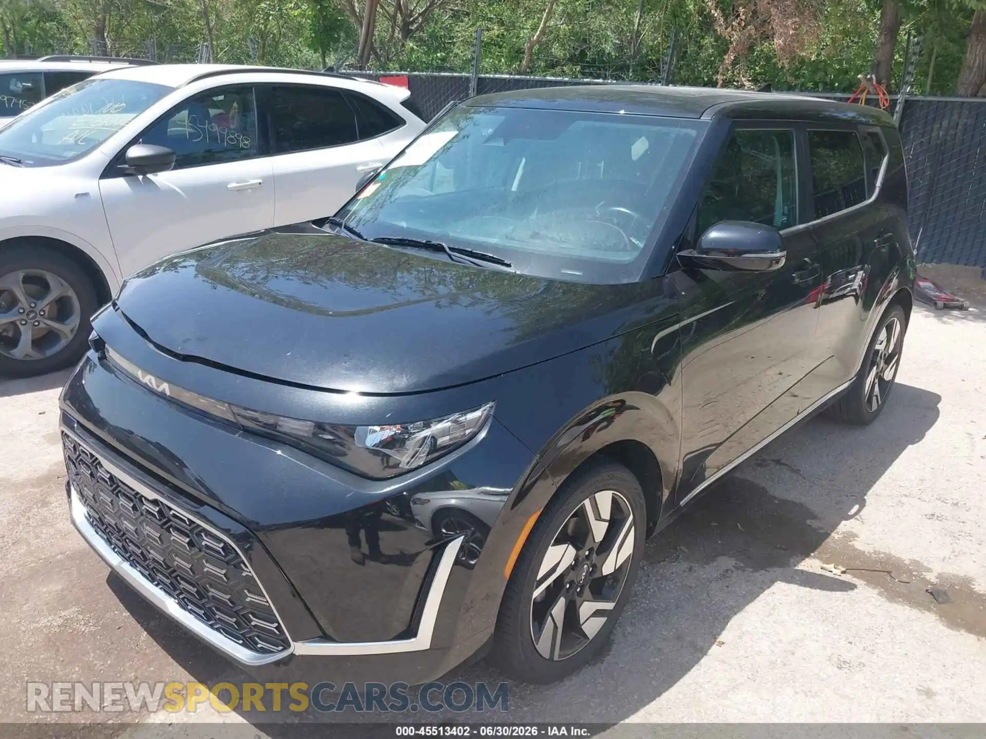 2 Фотография поврежденного автомобиля KNDJ53AU7P7855403 KIA SOUL 2023