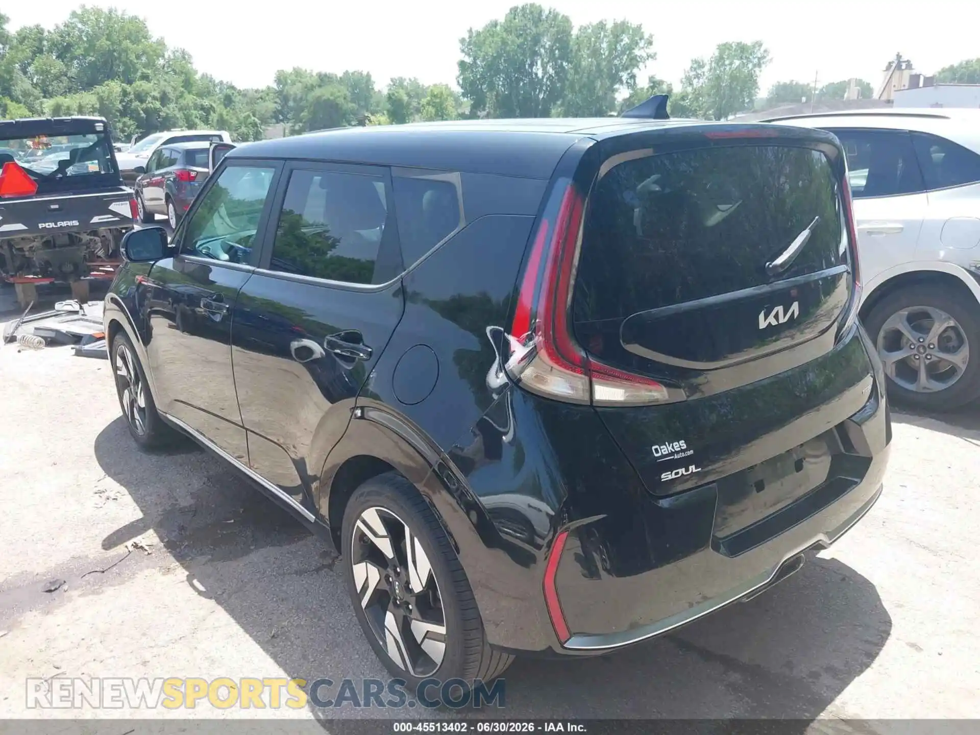 3 Фотография поврежденного автомобиля KNDJ53AU7P7855403 KIA SOUL 2023