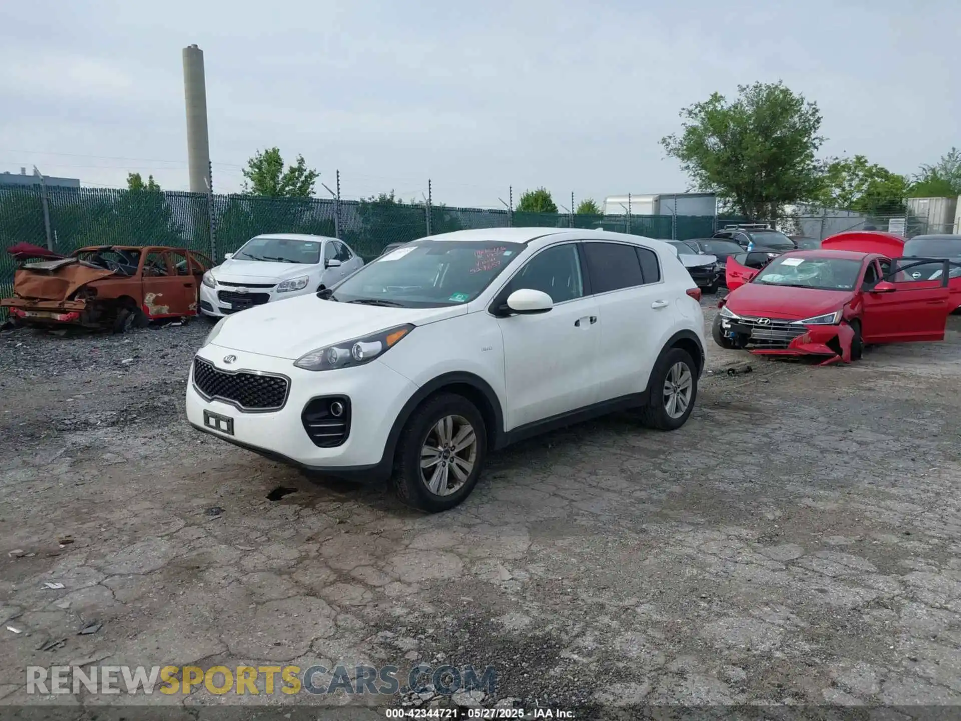 2 fotografías del automóvil dañado KNDPMCAC2K7527657 KIA SPORTAGE 2019