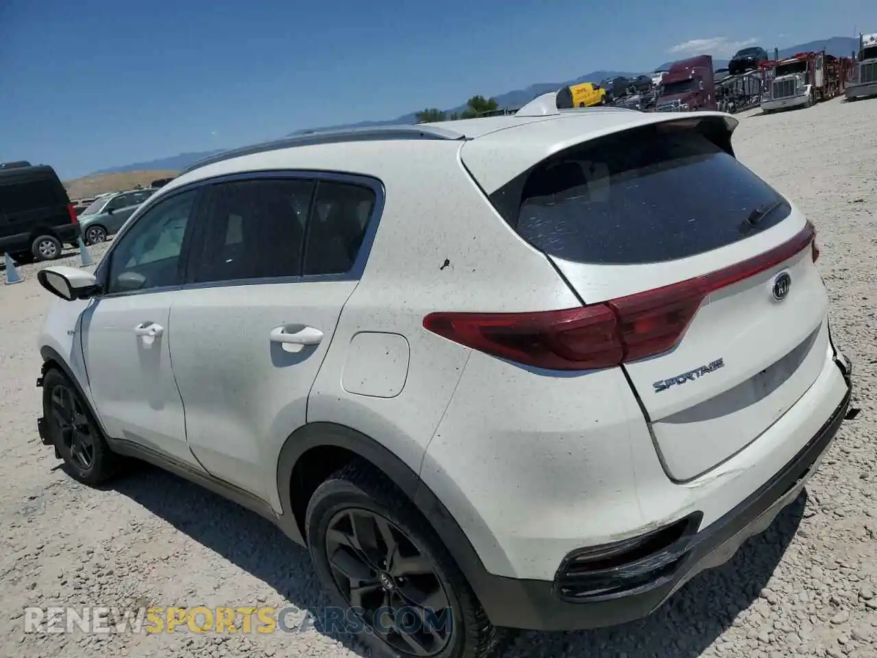 2 Photograph of a damaged car KNDP6CAC7L7789251 KIA SPORTAGE 2020