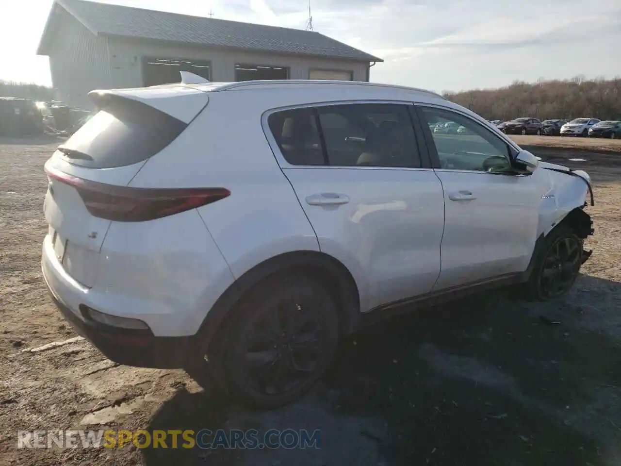 3 Photograph of a damaged car KNDP6CAC8L7749082 KIA SPORTAGE 2020