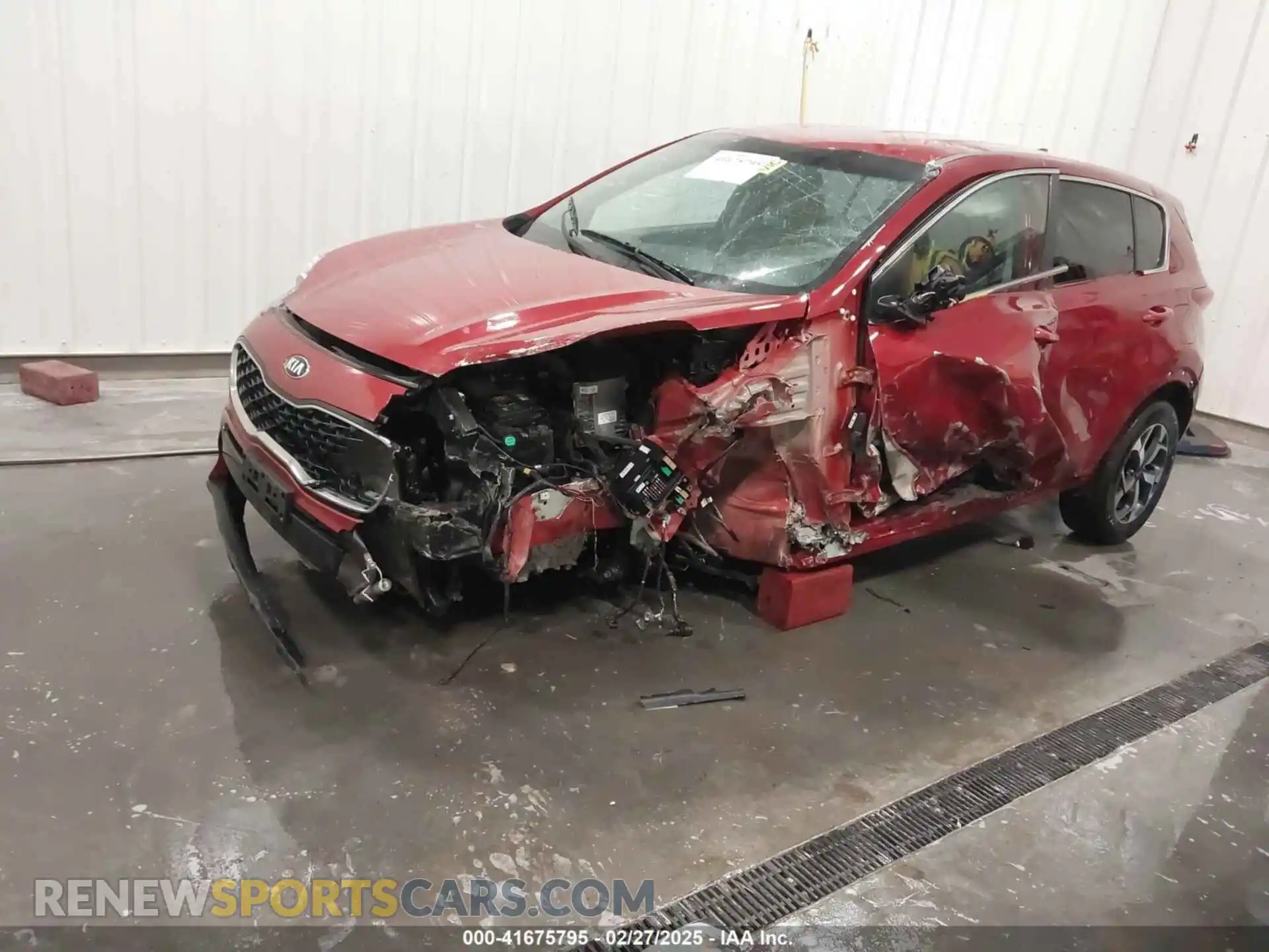 2 Photograph of a damaged car KNDPM3AC2L7648366 KIA SPORTAGE 2020