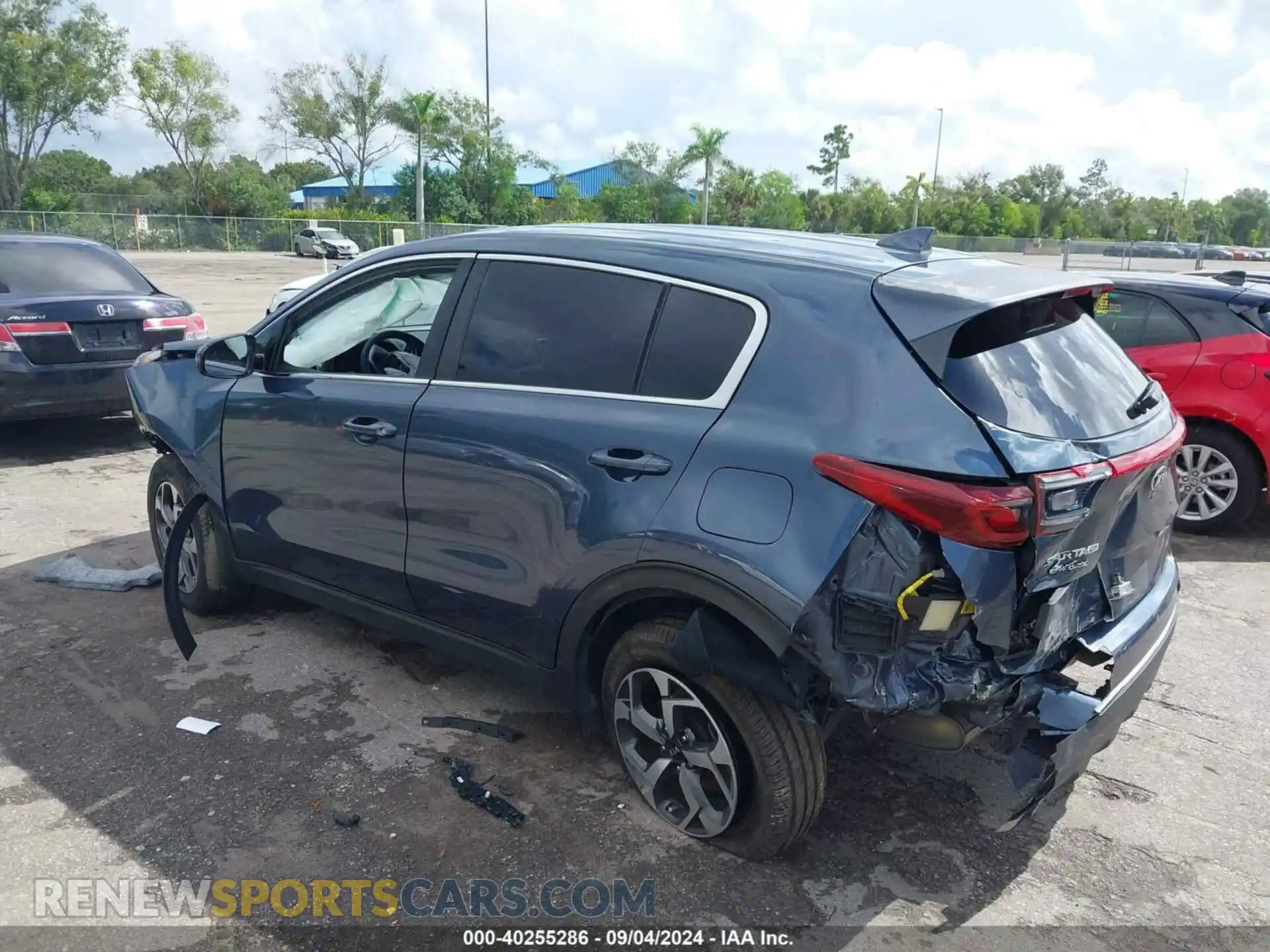 3 Photograph of a damaged car KNDPM3AC3L7713581 KIA SPORTAGE 2020
