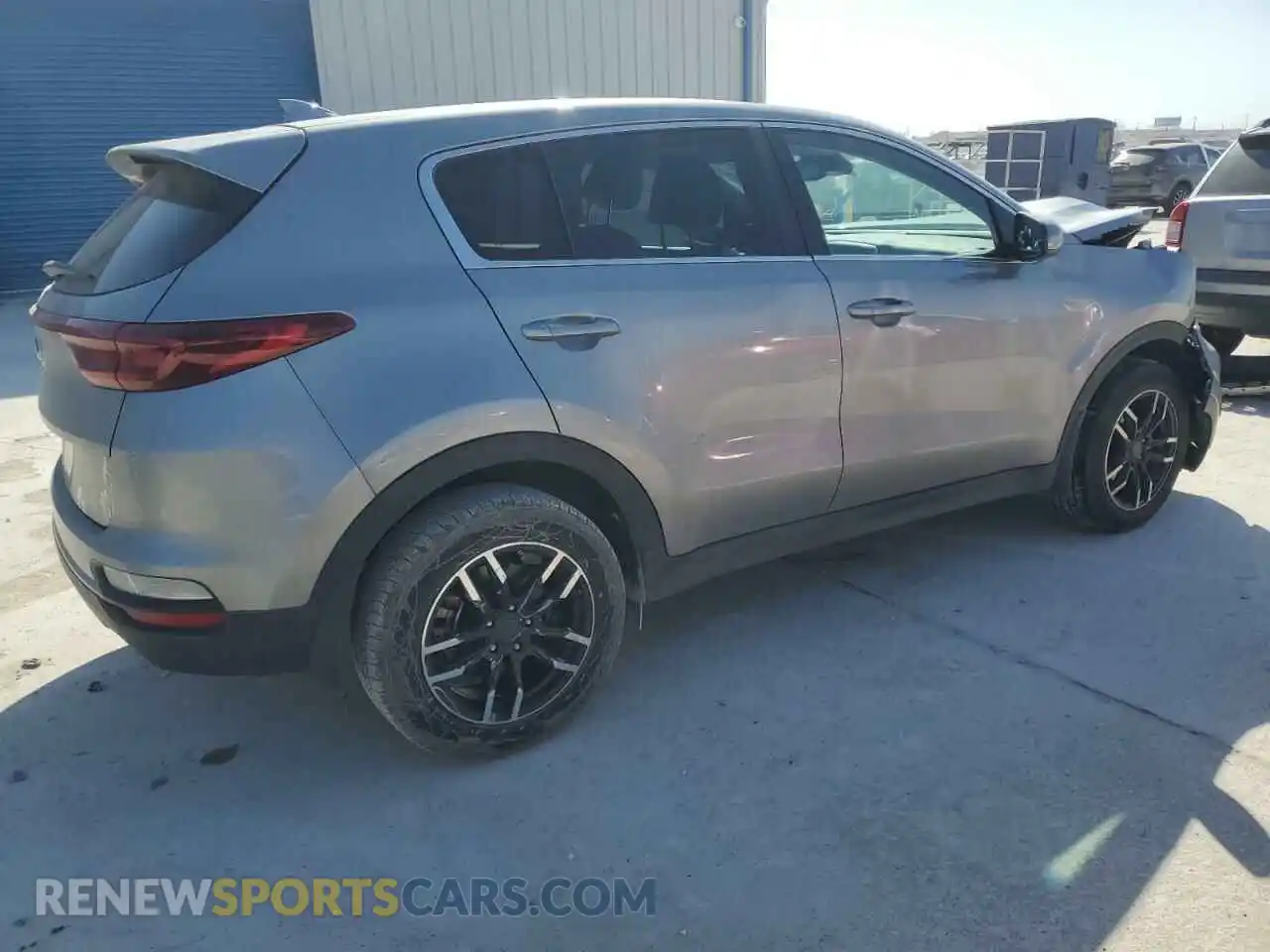 3 Photograph of a damaged car KNDPM3AC3L7828116 KIA SPORTAGE 2020