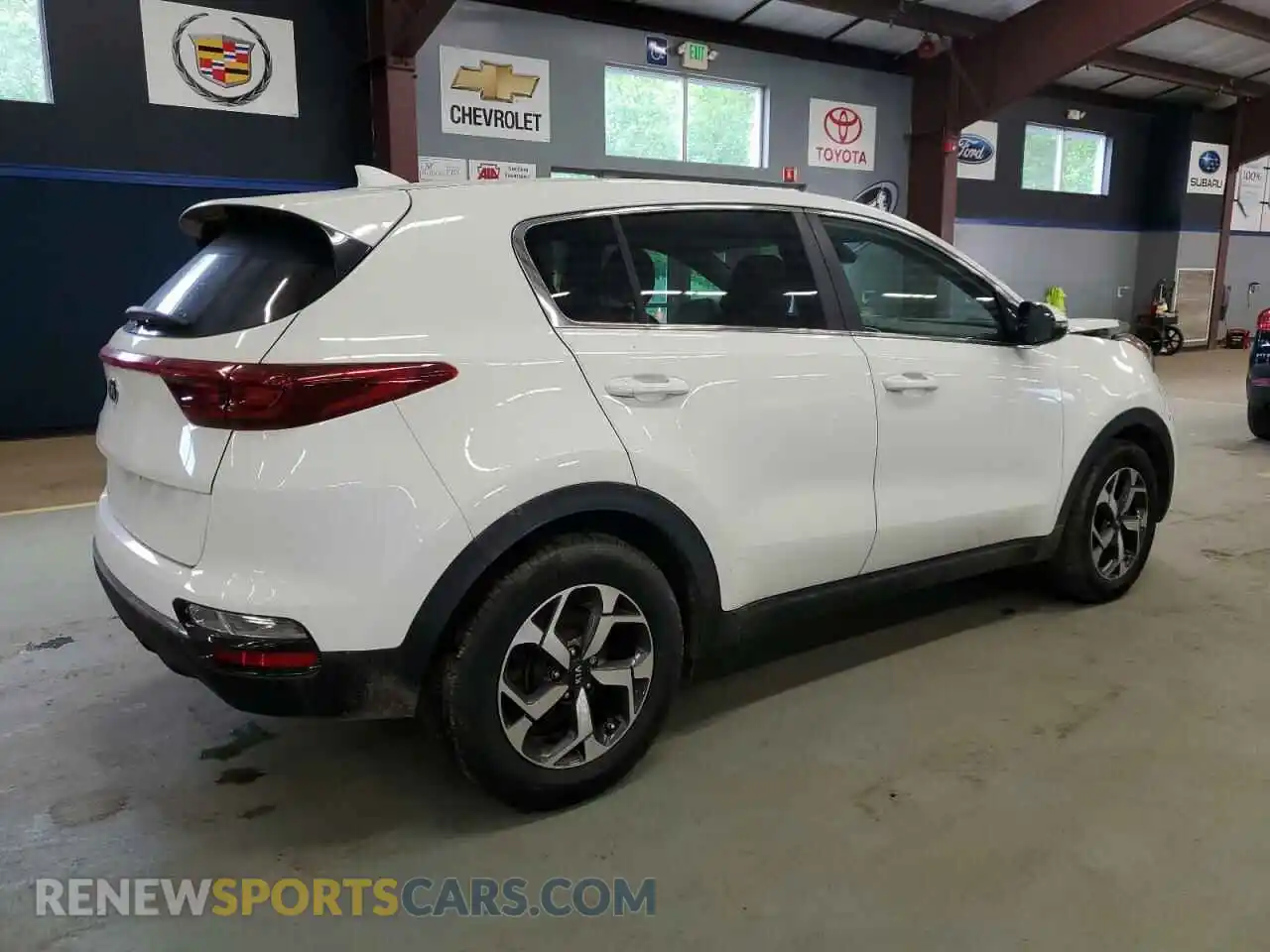 3 Photograph of a damaged car KNDPM3AC6L7821922 KIA SPORTAGE 2020