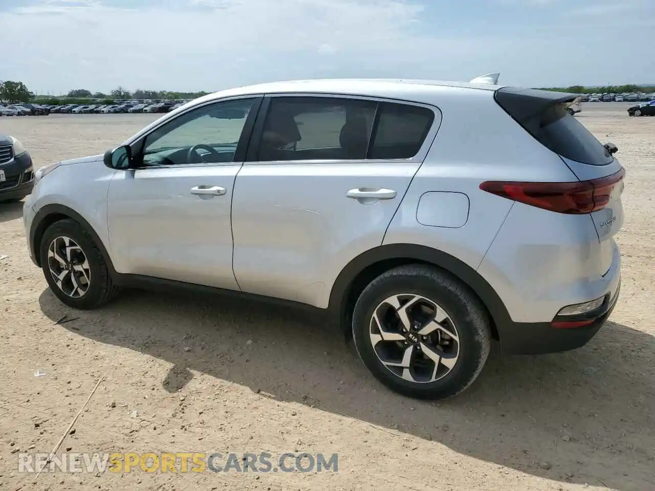 2 fotografías del automóvil dañado KNDPM3AC8L7734068 KIA SPORTAGE 2020