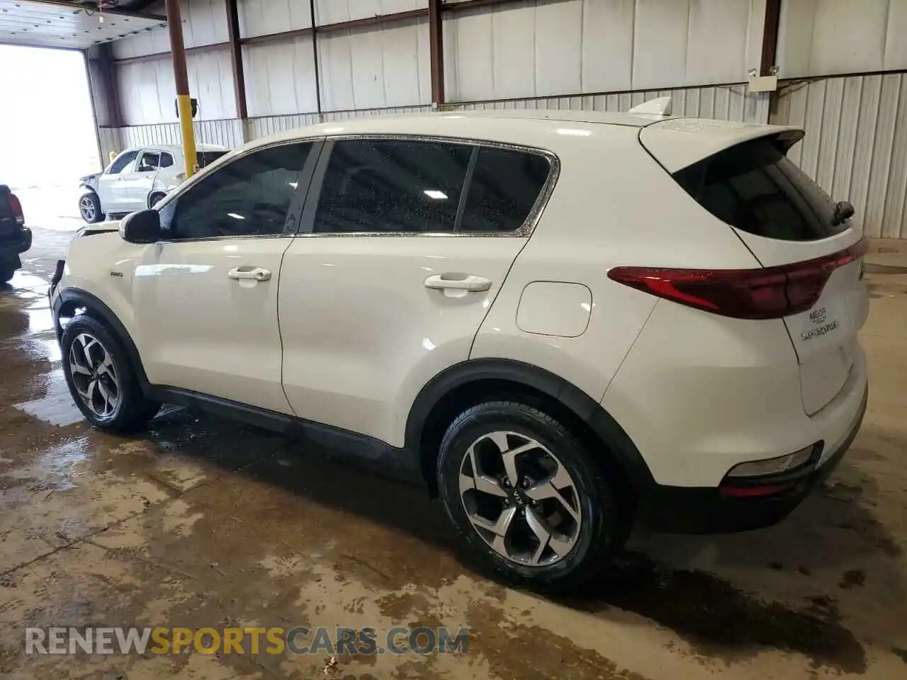 2 Photograph of a damaged car KNDPMCAC5L7674489 KIA SPORTAGE 2020
