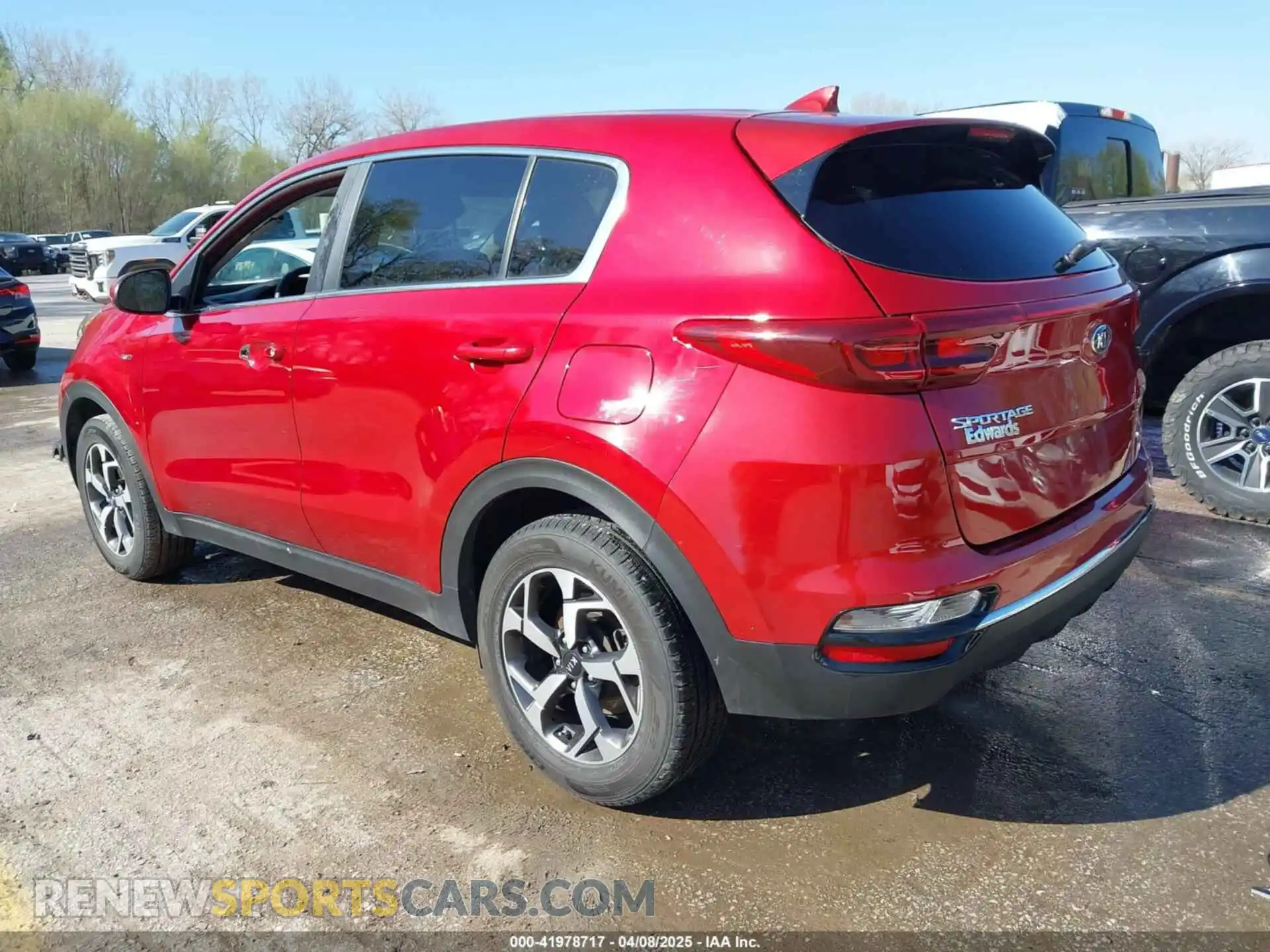 3 Photograph of a damaged car KNDPMCAC8L7725550 KIA SPORTAGE 2020
