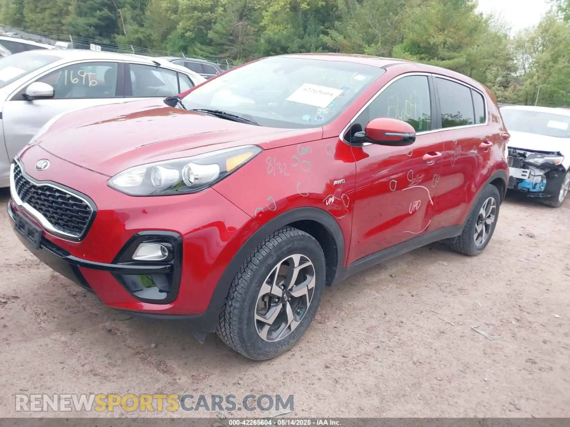 2 Photograph of a damaged car KNDPMCAC8L7753378 KIA SPORTAGE 2020