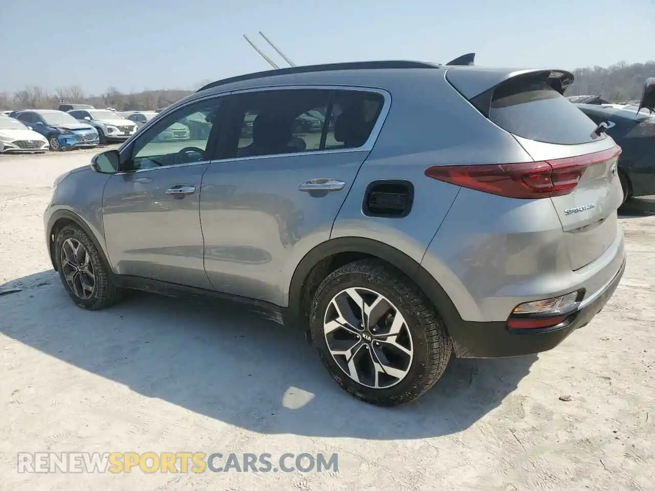 2 Photograph of a damaged car KNDPN3AC7L7745995 KIA SPORTAGE 2020