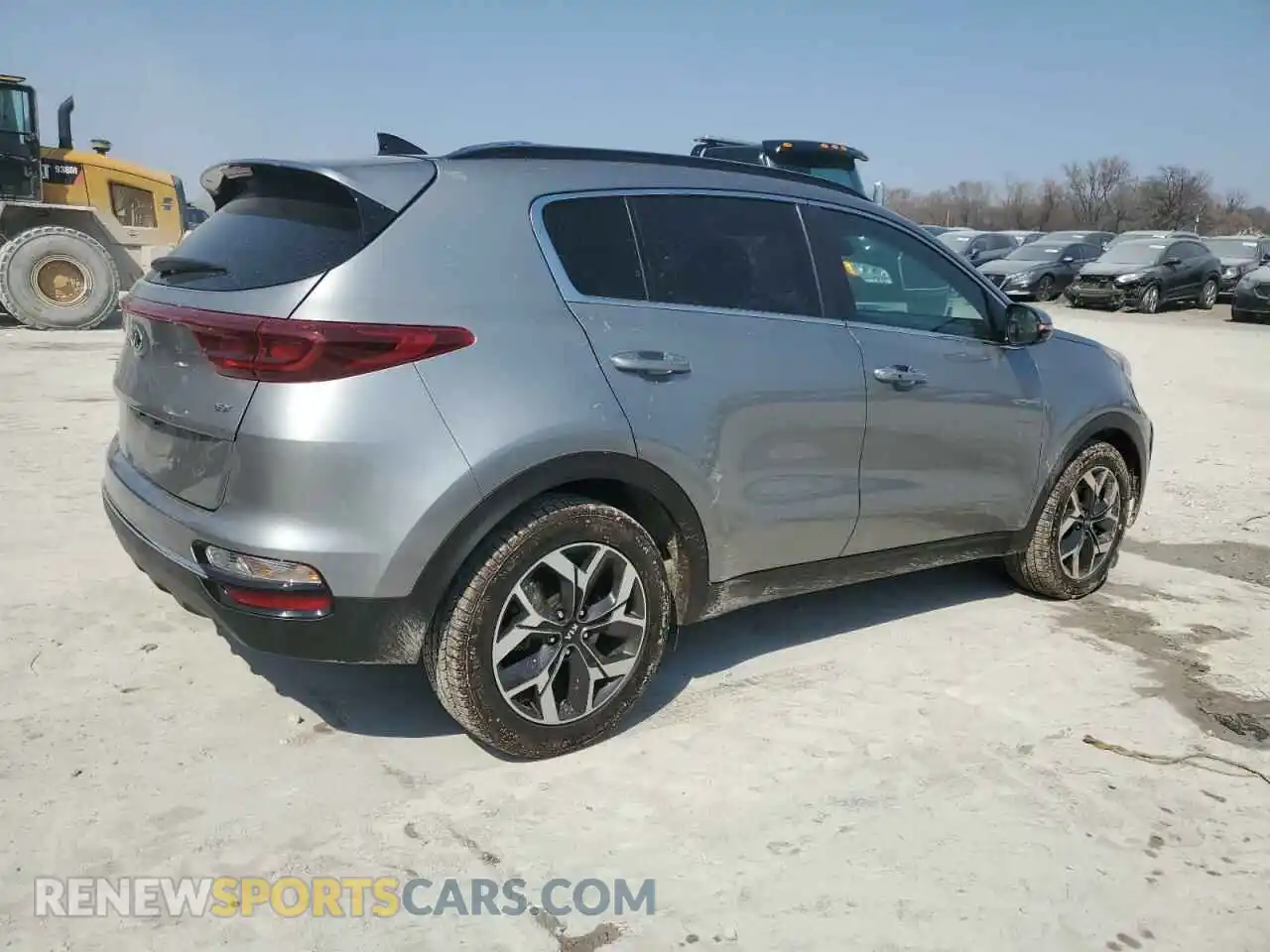 3 Photograph of a damaged car KNDPN3AC7L7745995 KIA SPORTAGE 2020