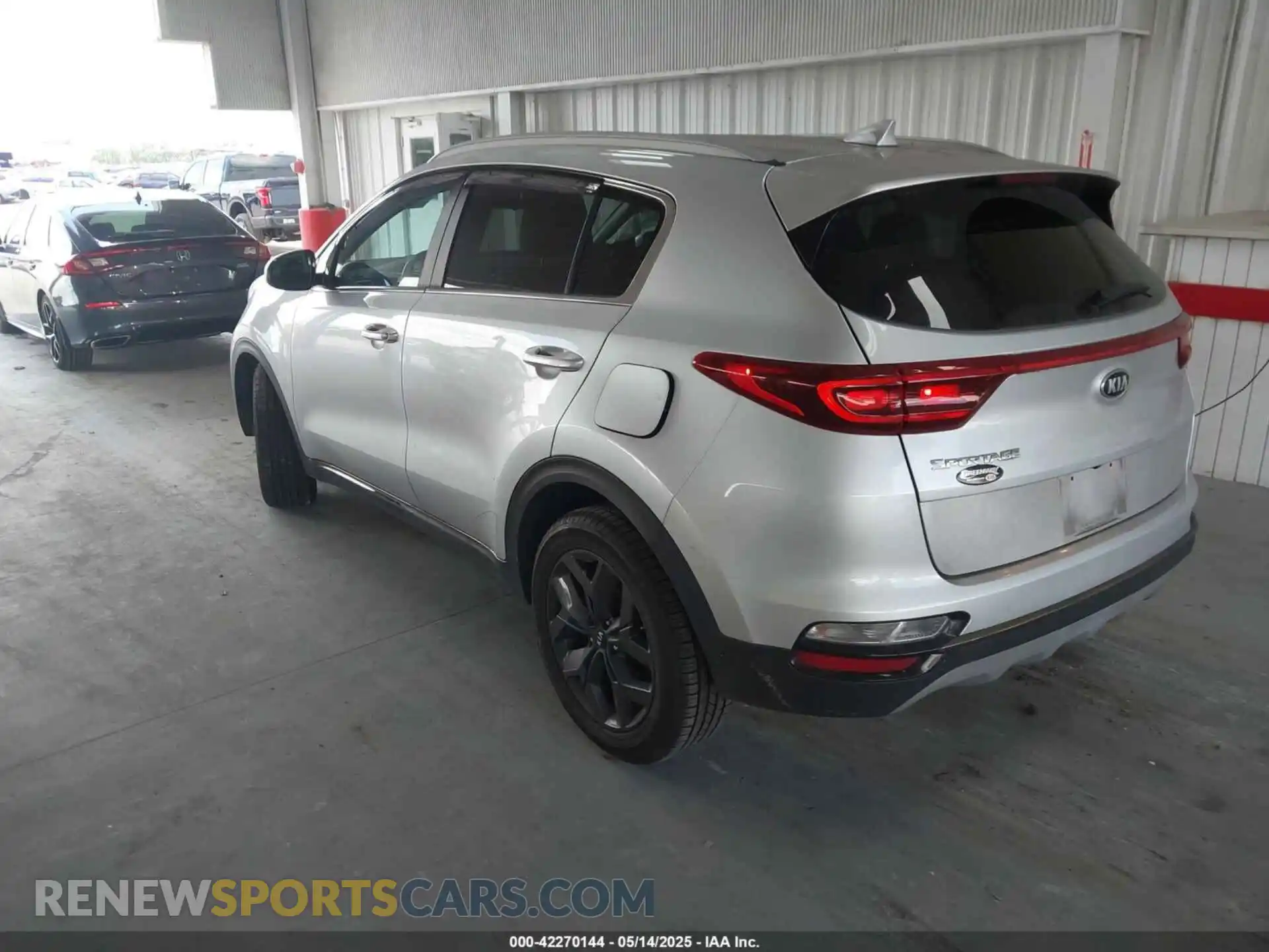 3 Photograph of a damaged car KNDP63AC3M7927658 KIA SPORTAGE 2021