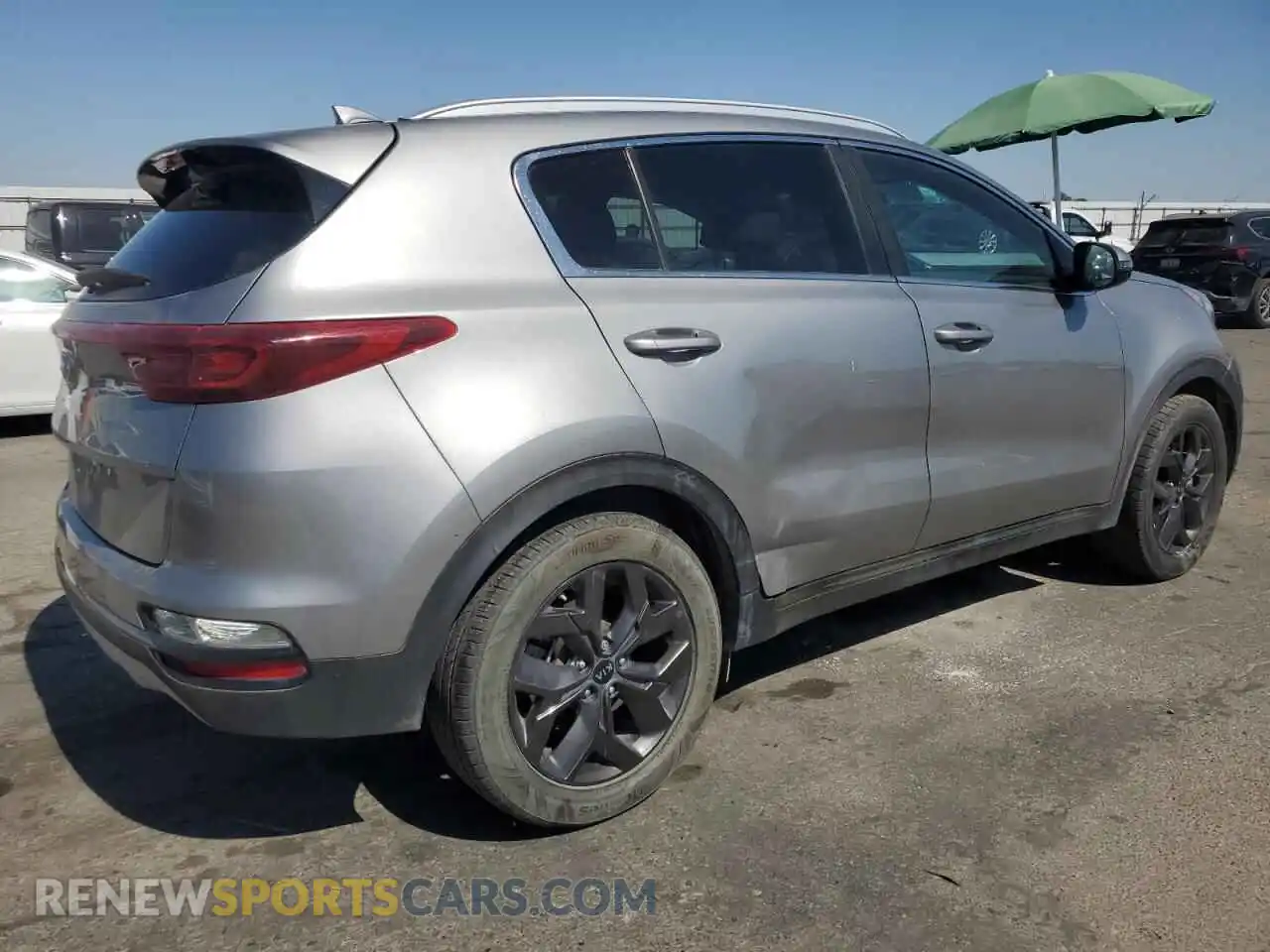 3 Photograph of a damaged car KNDP63AC7M7905579 KIA SPORTAGE 2021