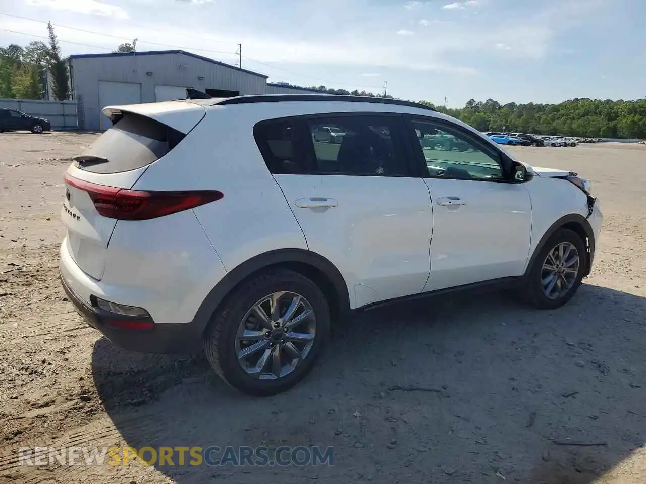 3 Photograph of a damaged car KNDP63ACXM7871573 KIA SPORTAGE 2021