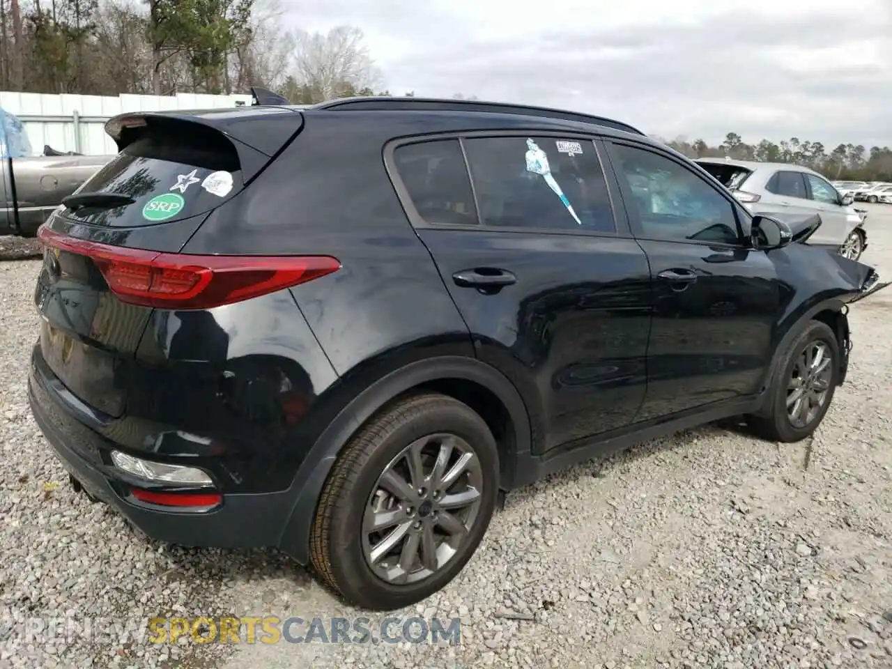 3 Photograph of a damaged car KNDP63ACXM7898790 KIA SPORTAGE 2021