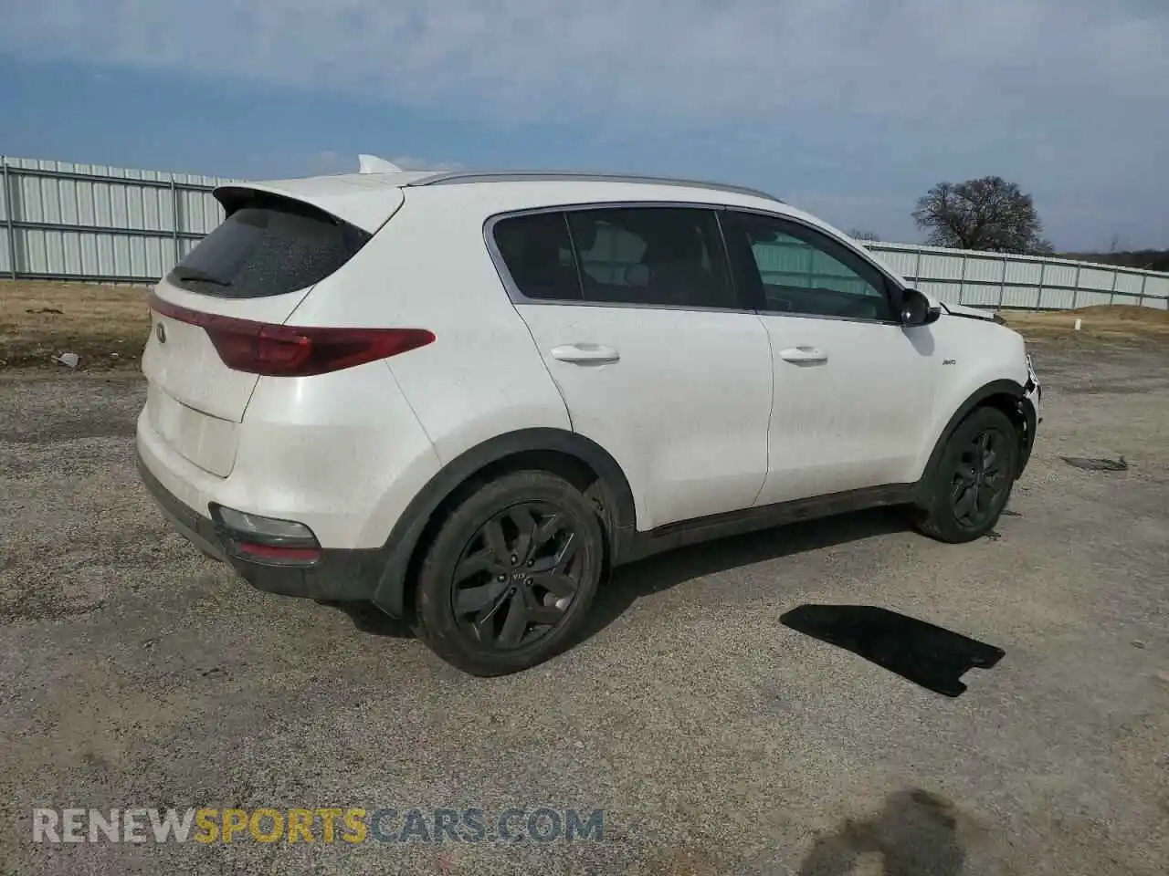 3 Photograph of a damaged car KNDP6CAC1M7876841 KIA SPORTAGE 2021