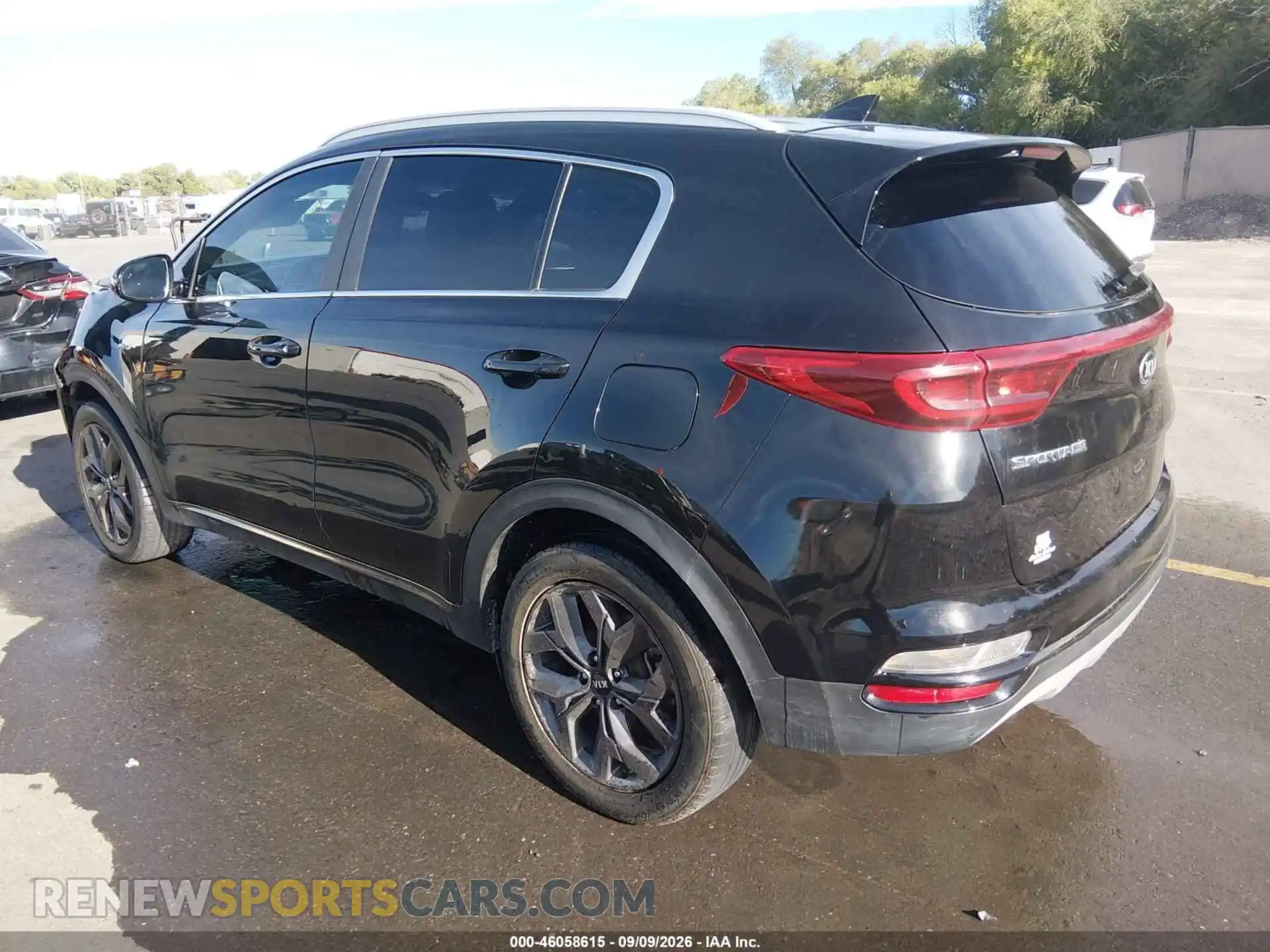 3 Photograph of a damaged car KNDP6CAC3M7916904 KIA SPORTAGE 2021