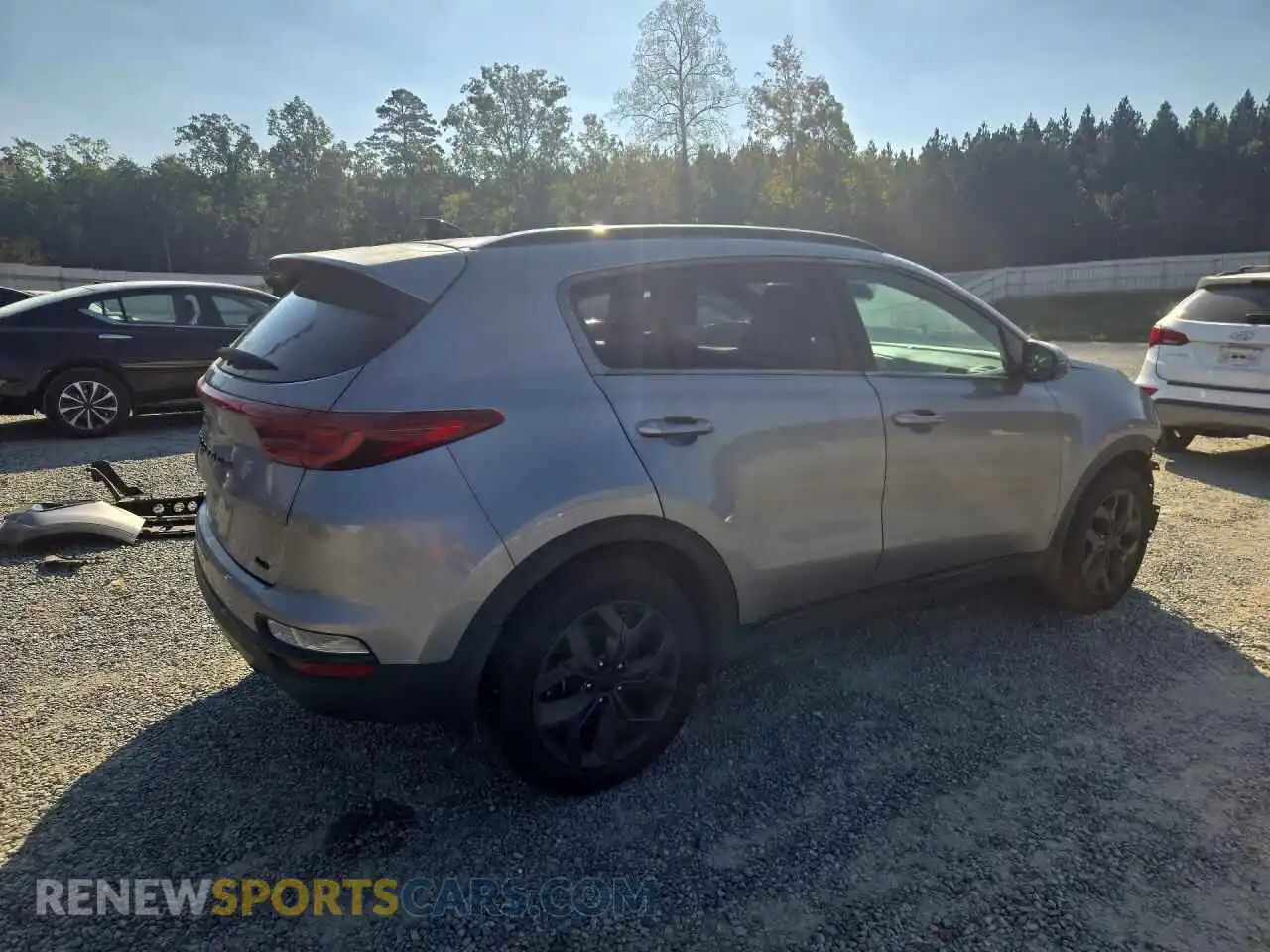 3 fotografías del automóvil dañado KNDP6CAC5M7914538 KIA SPORTAGE 2021